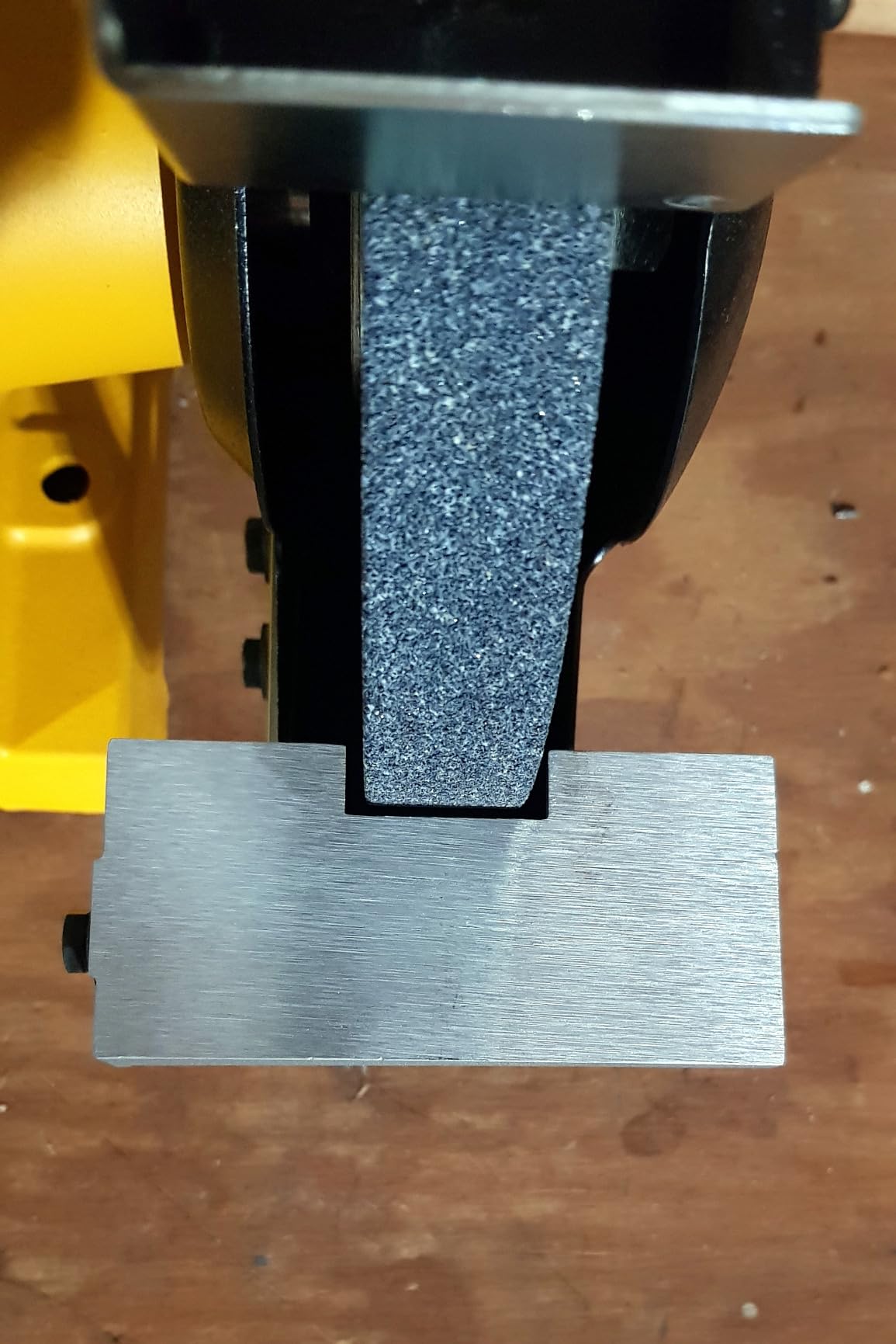 DEWALT DW758 8-Inch Bench Grinder customer photo 2