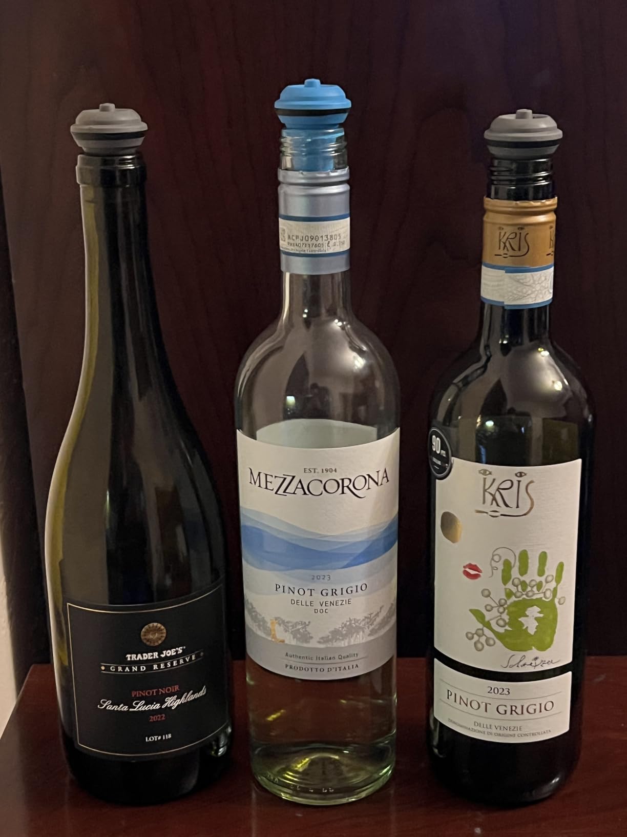 Vacu Vin Wine Saver Concerto with 4 Vacuum Stoppers - Premium Wine Preserver Pump customer photo 1