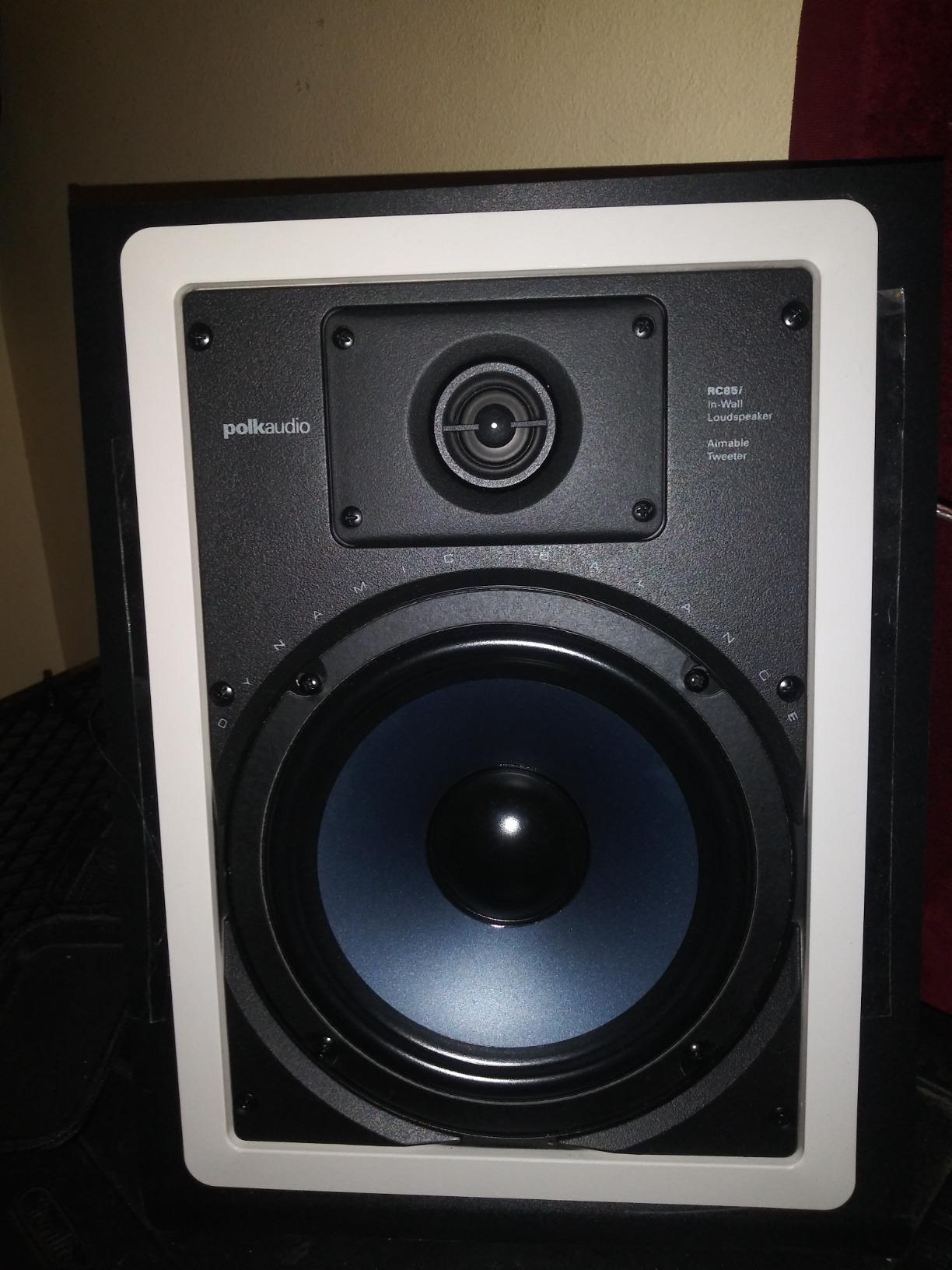 Polk Audio RC85i 2-Way Premium in-Wall 8-inch Rectangular Speakers, Set of 2 customer photo 2