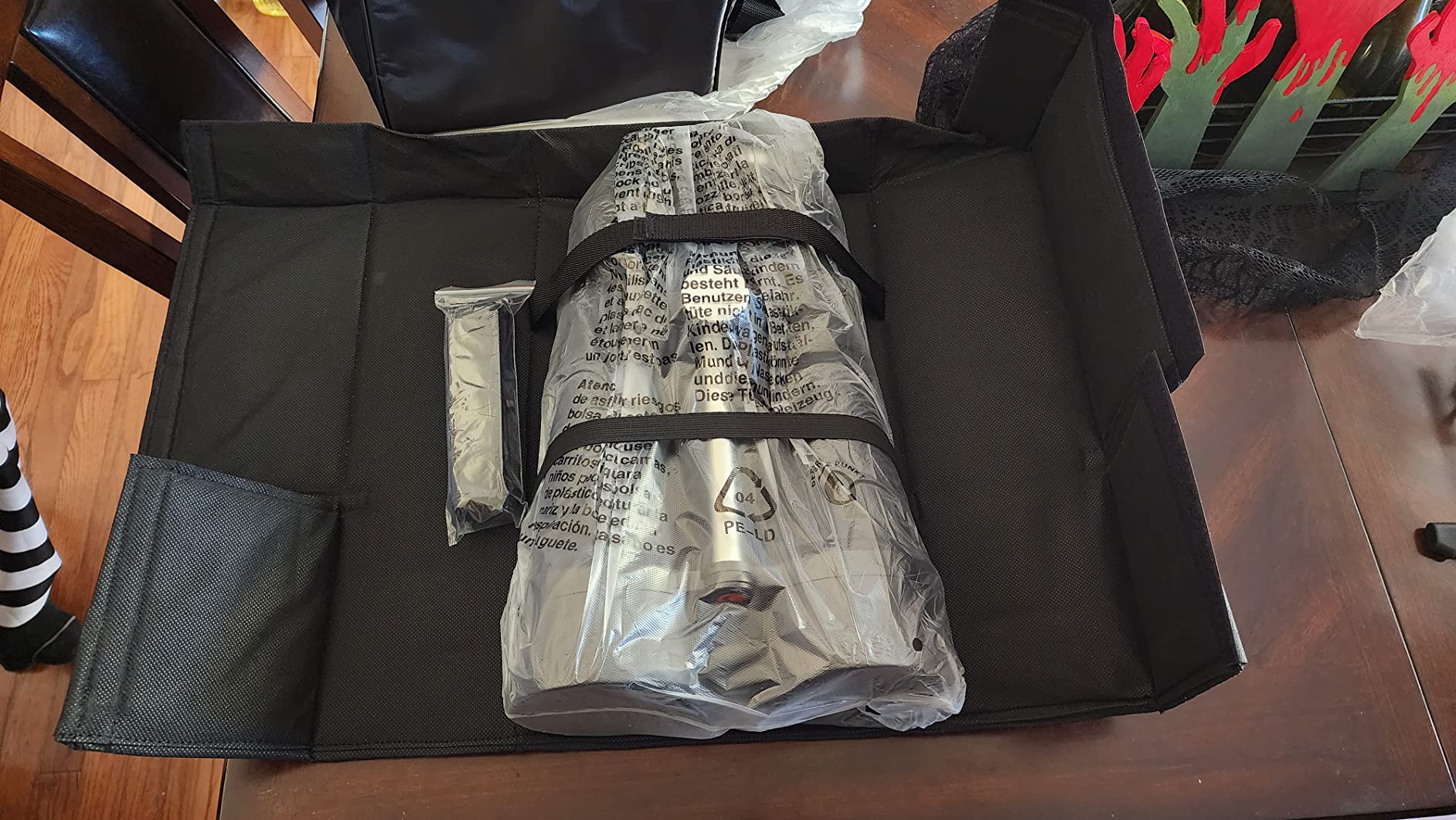 Celestron SkyMaster 25x100 Binoculars - Giant Aperture Binoculars for Deep-Sky Astronomy & Long-Distance Viewing - Multi-Coated Optics - Includes Tripod Adapter & Carrying Case customer photo 1