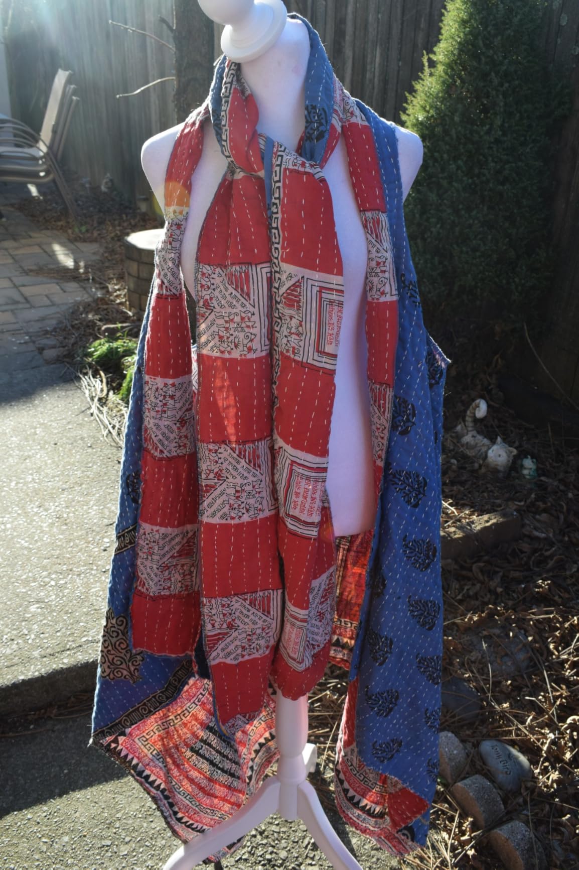 Brother Serger, 1034D, Heavy-Duty Metal Frame Overlock Machine, 1,300 Stitches Per Minute, Removeable Trim Trap, 3 Included Accessory Feet, White customer photo 2