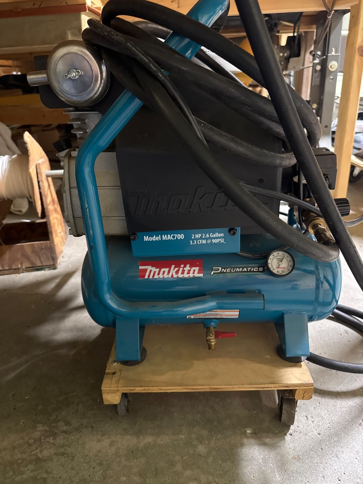 Makita MAC700 2.0 HP* Big Bore Air Compressor customer photo 2