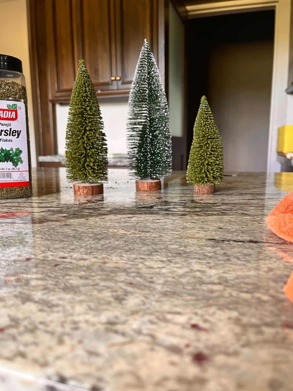 Woodland Scenics T1349 Turf Fine Blended Green 32 oz customer photo 2