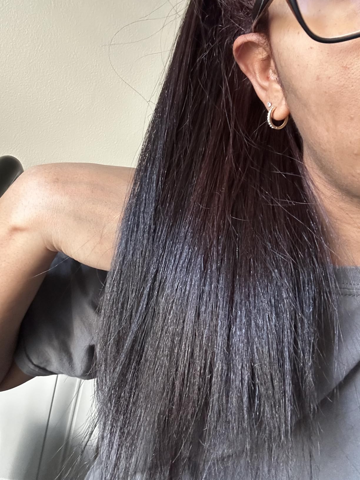 INFINITIPRO BY CONAIR Tourmaline Ceramic 2-Inch Flat Iron Hair Straightener, 2-Inch Flat Iron to Straighten or Curl, 5 Heat Settings, for All Hair Types and Textures, Metallic Gray customer photo 2