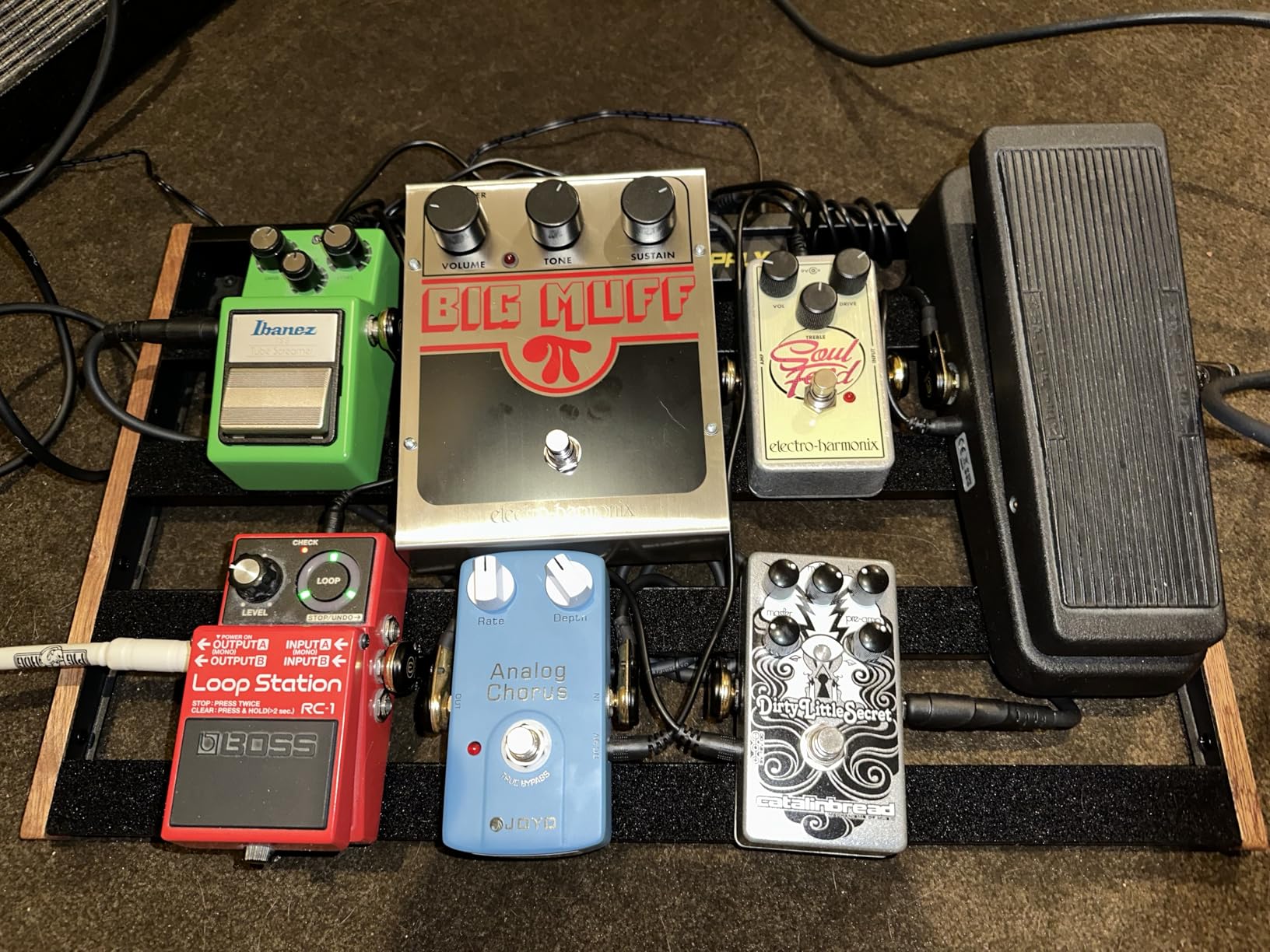 Electro-Harmonix Big Muff Pi Guitar Effects Pedal customer photo 2