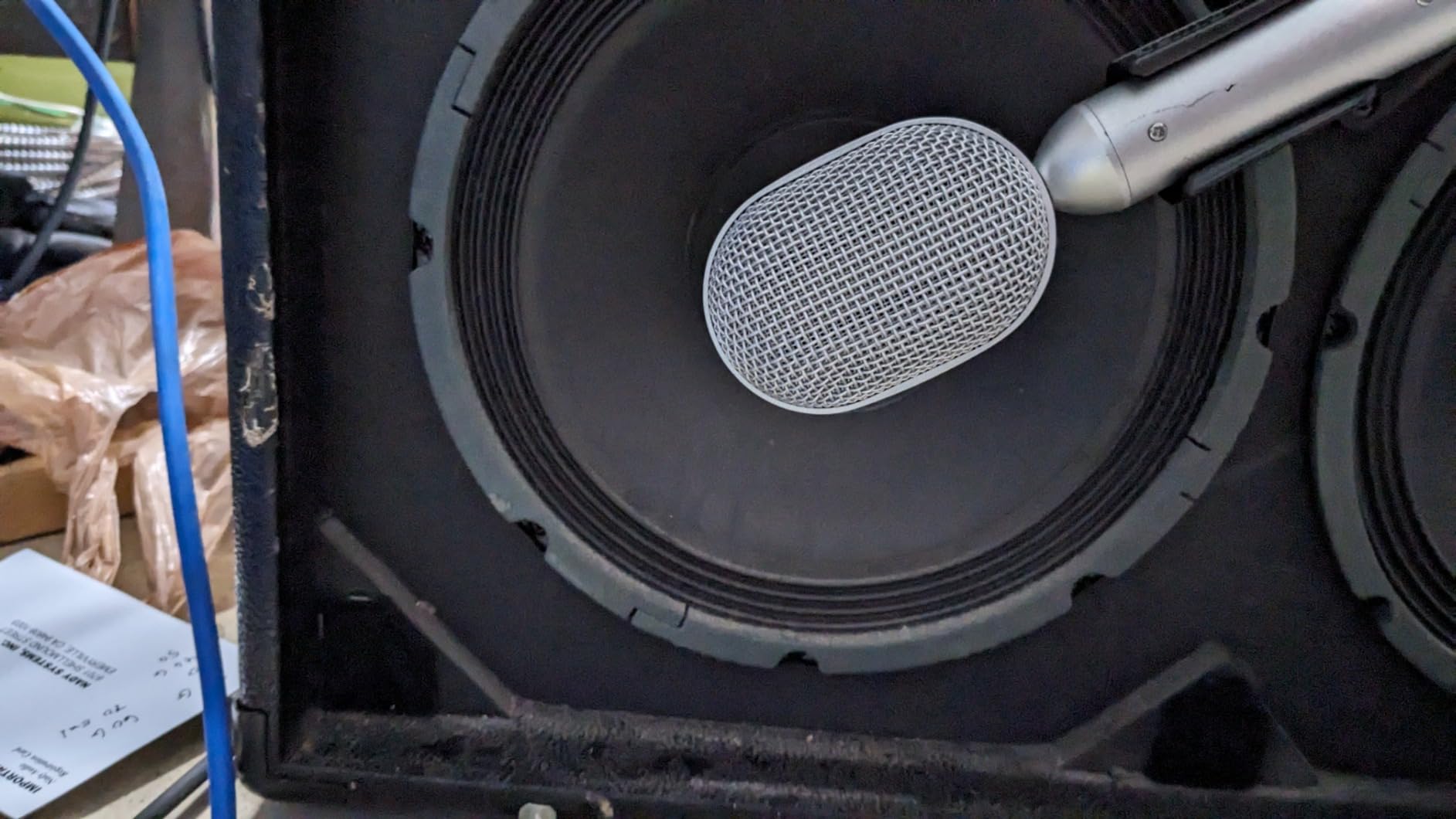 Nady RSM-5 Ribbon Microphone - Unique compact shape perfect for close miking, includes microphone clip and soft cloth pouch customer photo 2