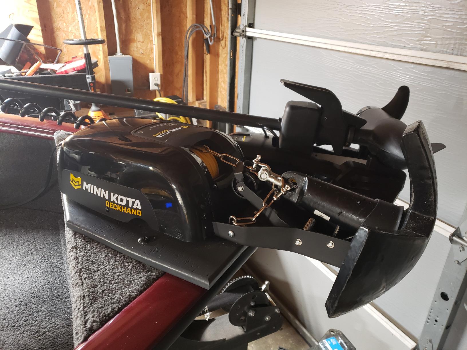 Minn Kota Deckhand Electric Anchor Winch - DH-40 customer photo 1