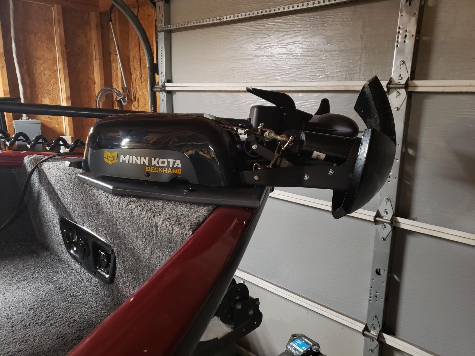 Minn Kota Deckhand Electric Anchor Winch - DH-40 customer photo 2