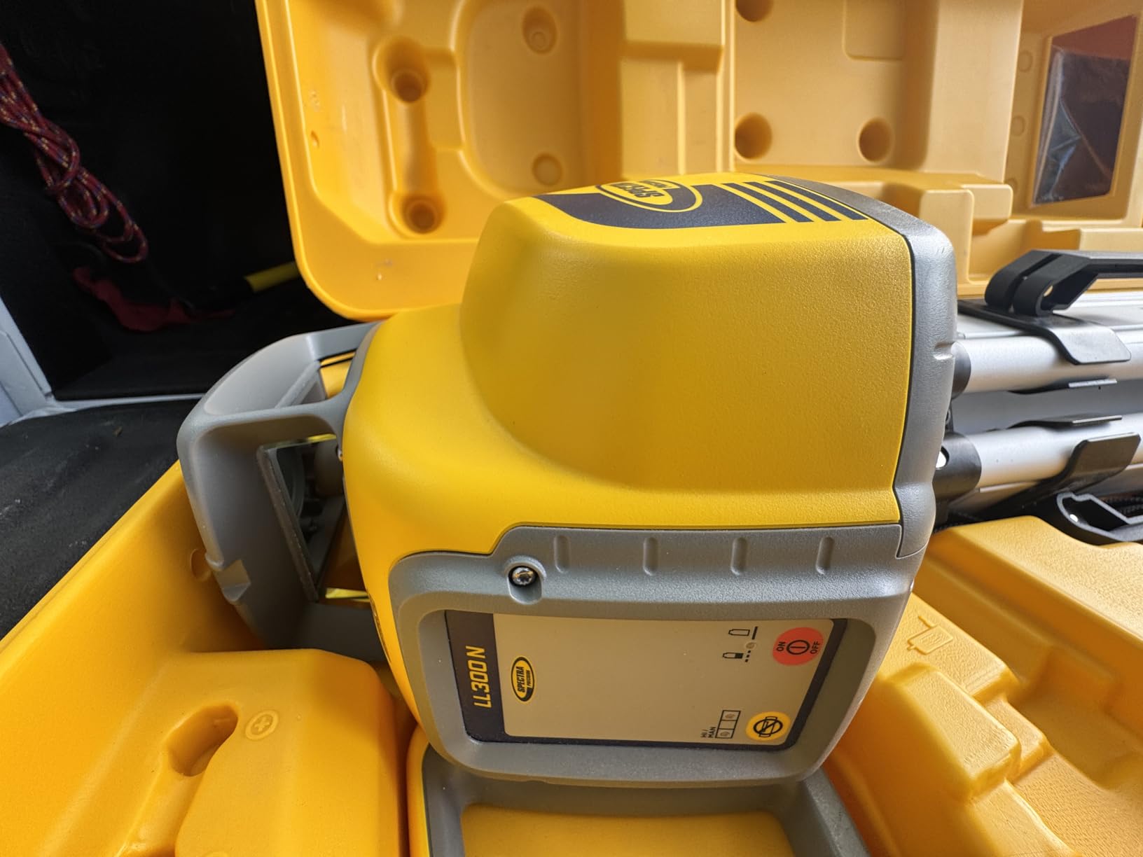 Spectra Precision LL300N-2 Self-Leveling Rotary Laser Kit with Tripod, GR152 Professional - System Case - Grade Rod (Inches) HL450 Receiver & Alkaline Batteries - Rugged IP66 Job-Site Performance customer photo 1