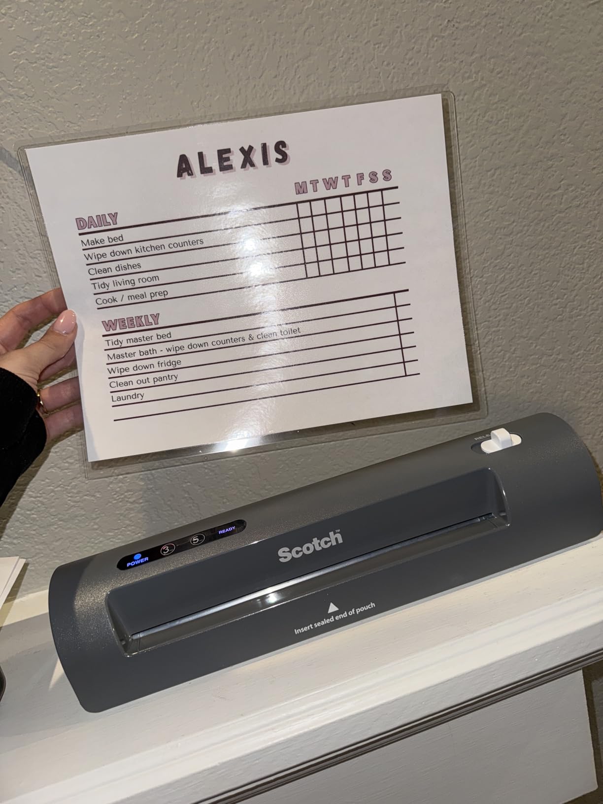 Scotch Thermal Laminator, 2 Roller System for a Professional Finish (TL901X) customer photo 2