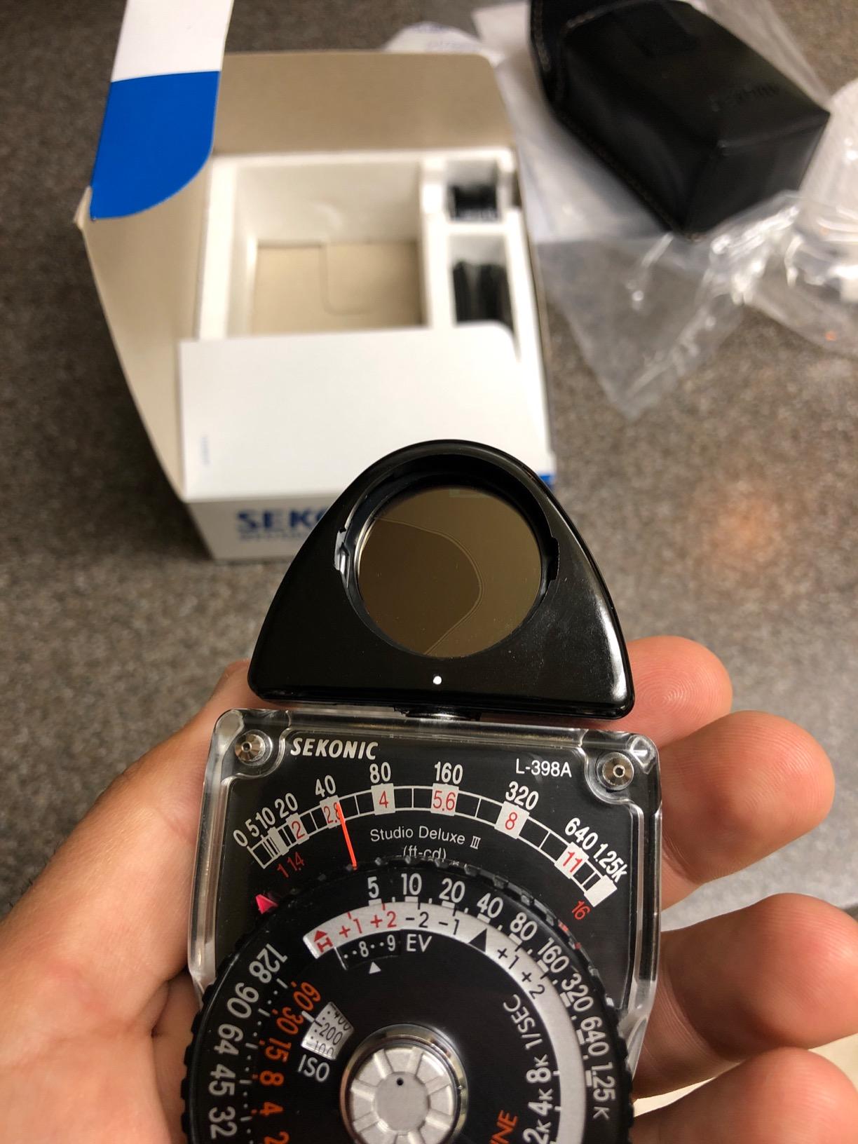 Sekonic L-398A Light Meter Studio Deluxe III (401-399), Black customer photo 1