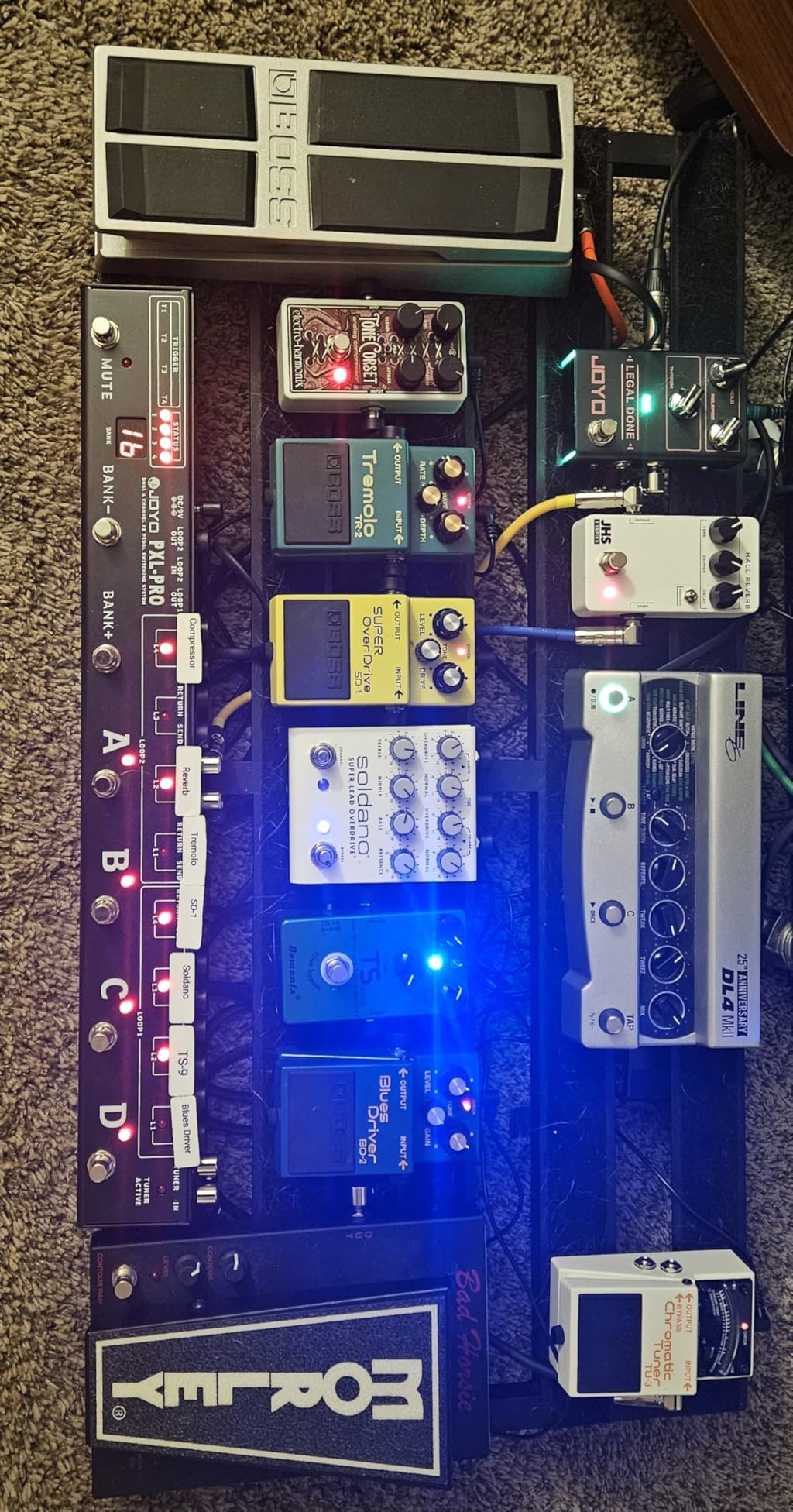 BOSS SD-1 SUPER Overdrive | Compact Overdrive Pedal | Genre-Defining Sound & Feel | Unique Clipping Circuitry Produces Tube-Like Characteristics | Dynamic Tone Options | Easy-To-Use Controls customer photo 1