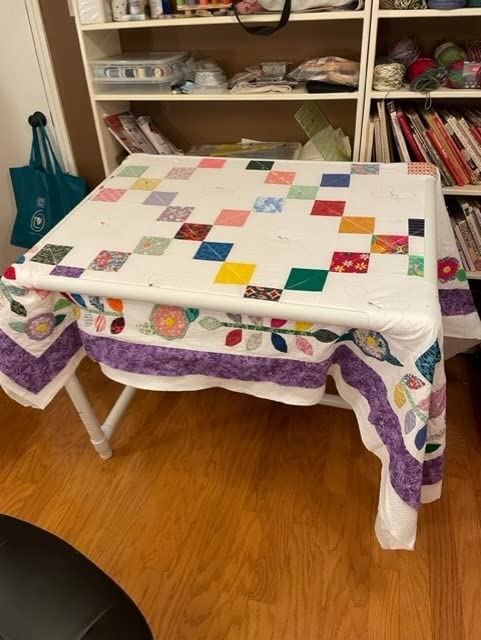 Dritz Quilter's Floor Frame, Adjustable, White customer photo 1