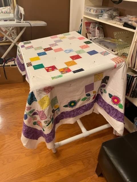 Dritz Quilter's Floor Frame, Adjustable, White customer photo 2