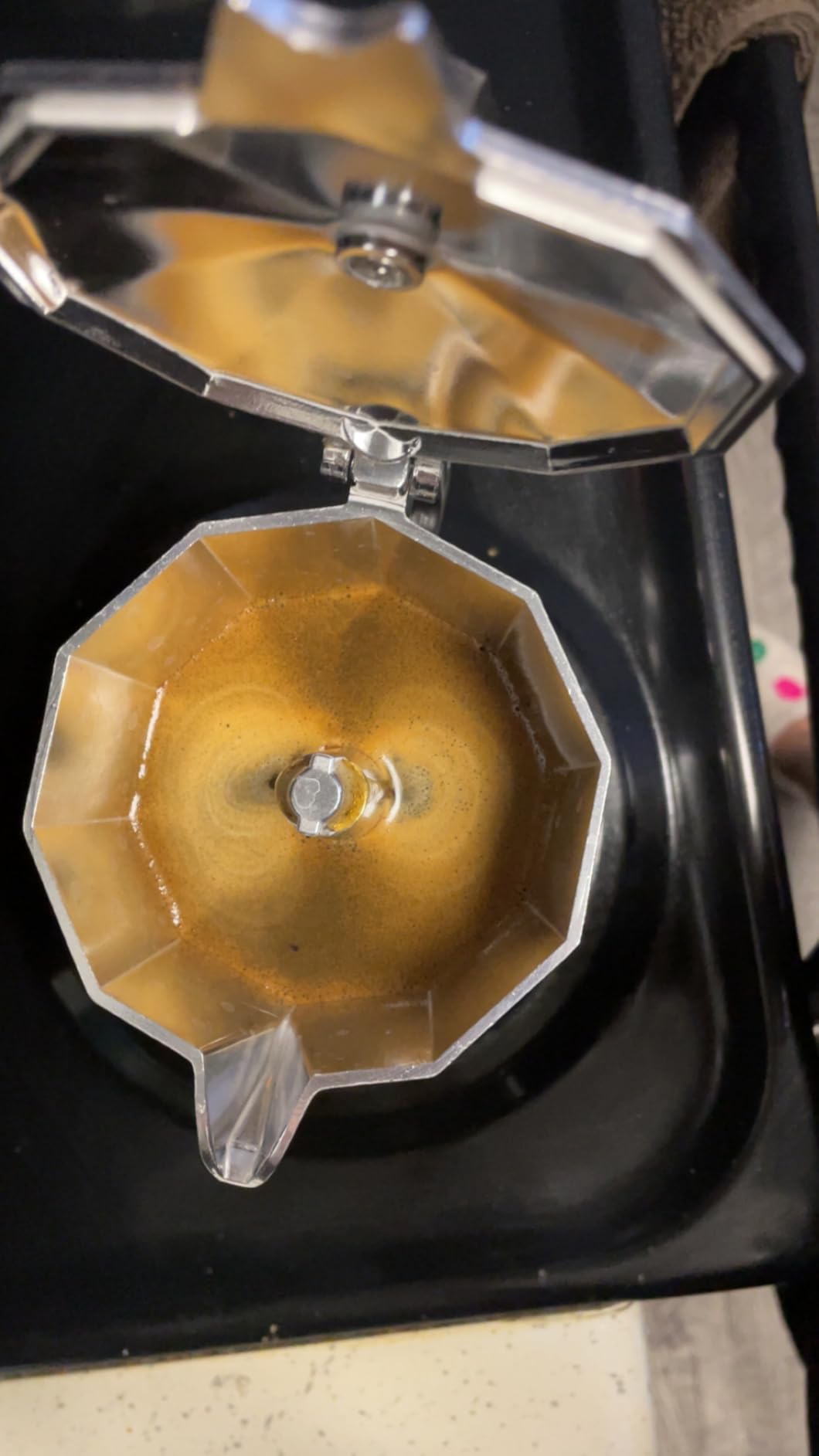 Primula Classic Stovetop Espresso and Coffee Maker, Moka Pot for Italian and Cuban Cafe Brewing, Greca Coffee Maker, Cafeteras, 6 Espresso Cups, Silver customer photo 1