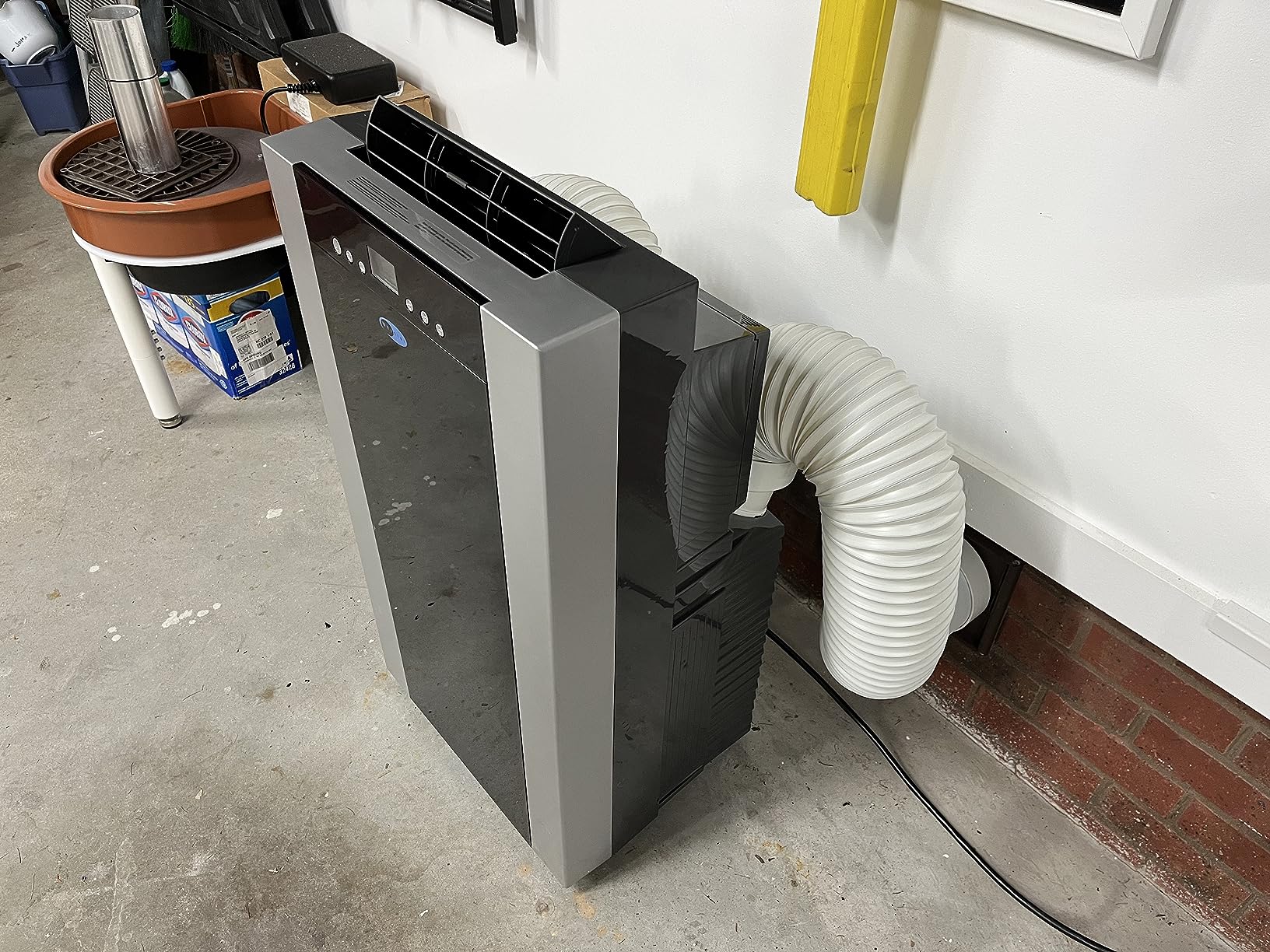 Whynter Portable Air Conditioner 14,000 BTU with Dual Hose Dehumidifier & Cooling Fan for 500 Sq Ft Rooms, Includes AC Unit Window Kit, ARC-14S (9,500 SACC) customer photo 2