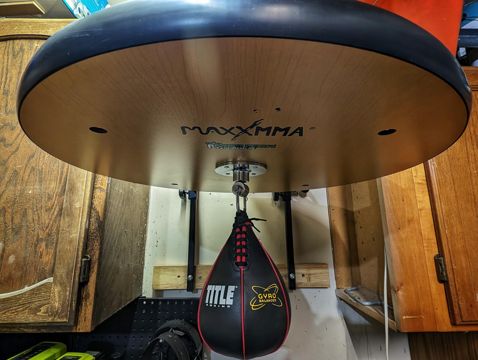 TITLE Boxing Gyro Balanced Leather Speed Bag: Speed Bag for Boxing, Speedbag, Speed Bags customer photo 1