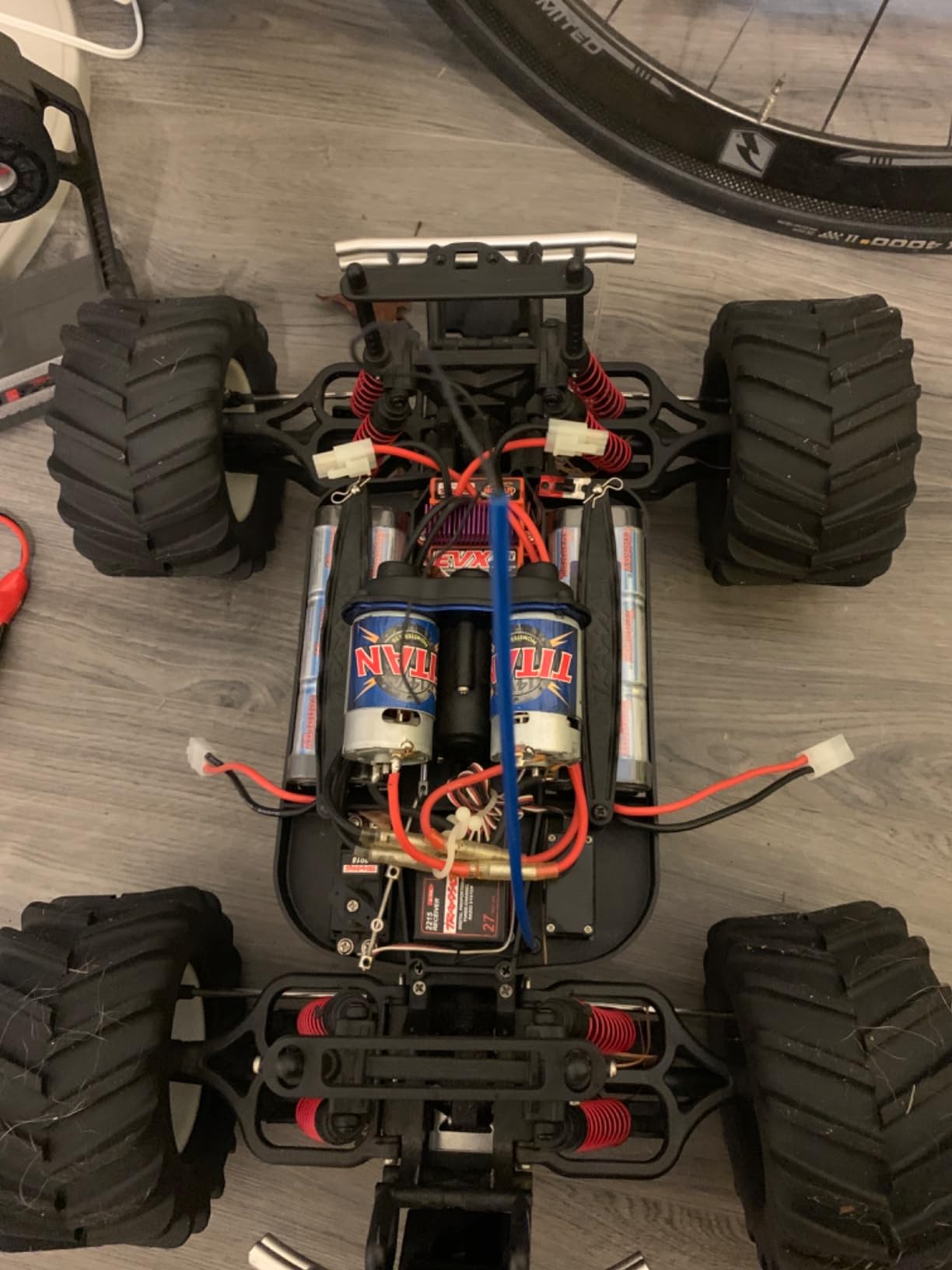 Tenergy 7.2V Battery Pack High Capacity 6-Cell 3000mAh NiMH Flat Battery Pack, Replacement Hobby Battery for RC Car, RC Truck, RC Tank, RC Boat with Standard Tamiya Connector customer photo 1