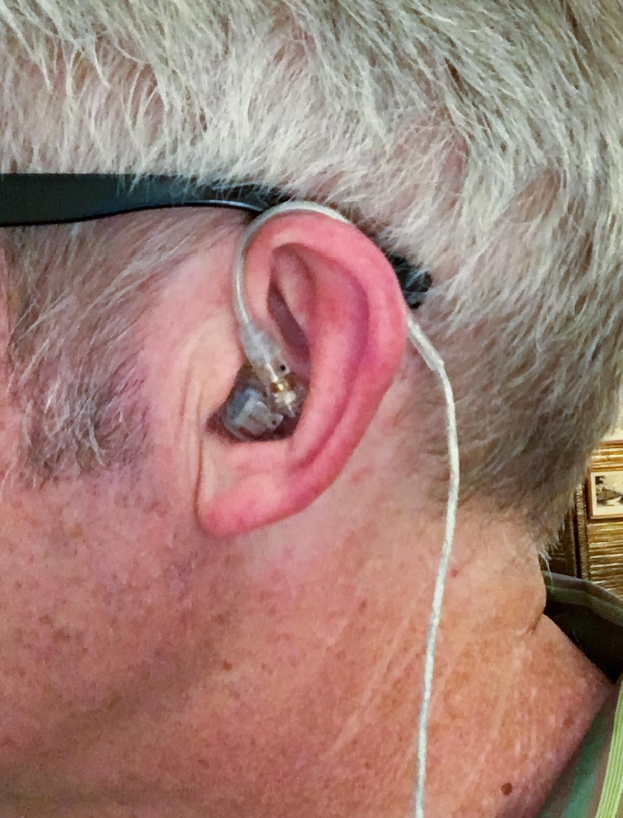 Shure SE535-CL Professional Sound Isolating Earphones, High Definition Sound + Natural Bass, Three Drivers, in-Ear Fit, Detachable Cable, Durable Quality - Clear customer photo 2