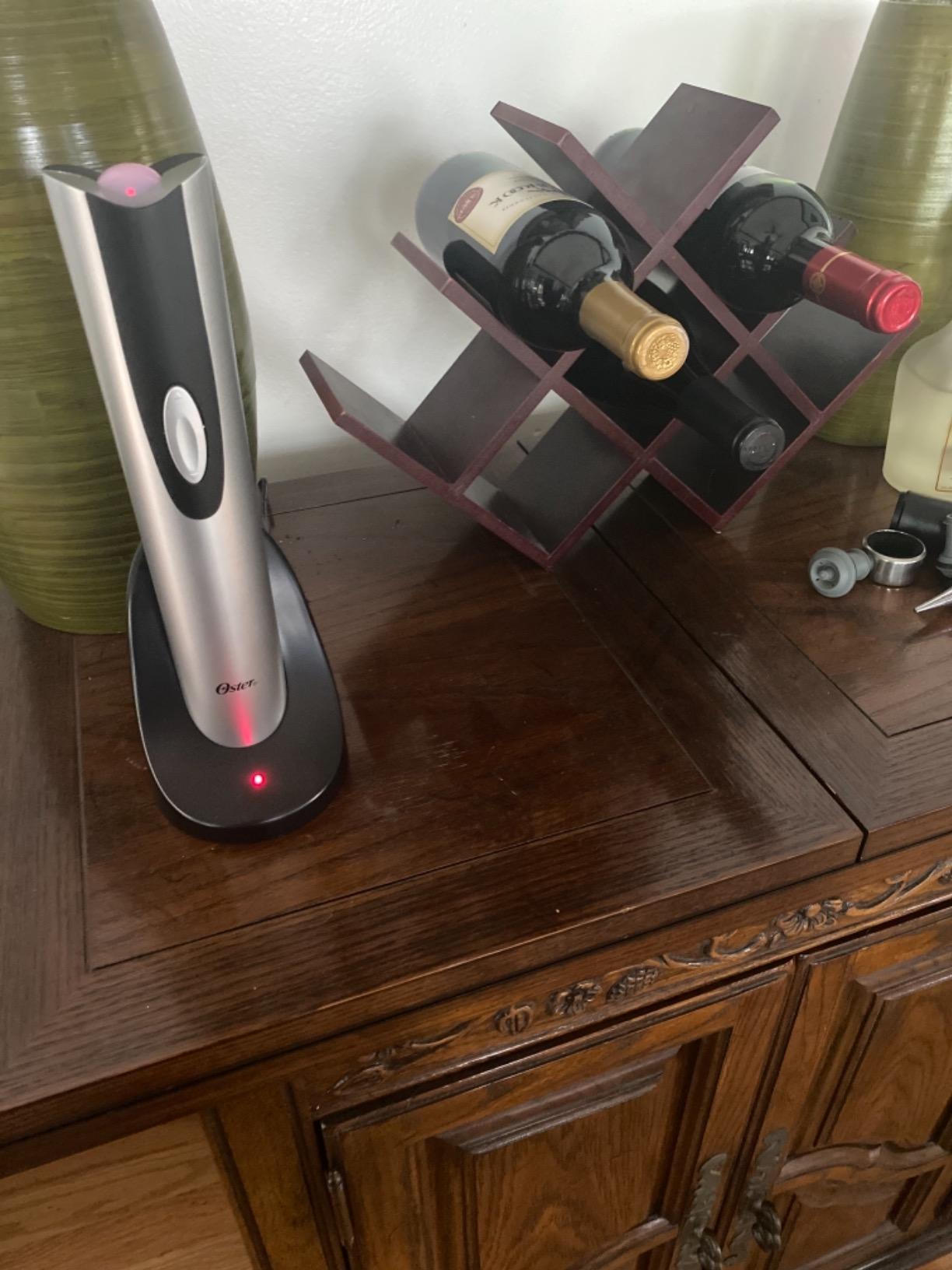 Oster Cordless Electric Wine Bottle Opener with Foil Cutter, Silver customer photo 1