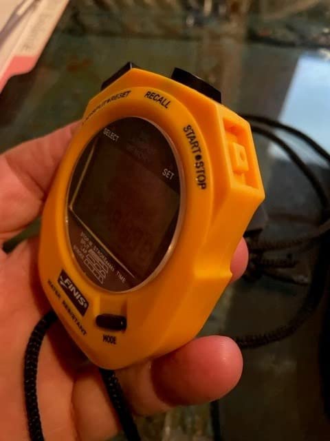 FINIS Waterproof Stopwatch for Swim Training - 300 Split Memory - Stroke Rate Mode - Easy-Read Display customer photo 1