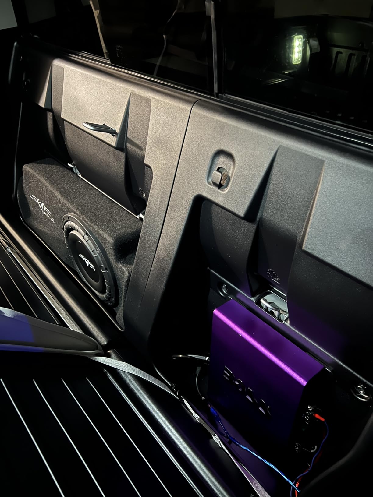 BOSS Audio Systems R1100M Monoblock Car Amplifier - 1100 High Output, 2-8 Ohm Stable, Low/High Level Inputs, Low Pass Crossover, MOSFET Power Supply customer photo 1