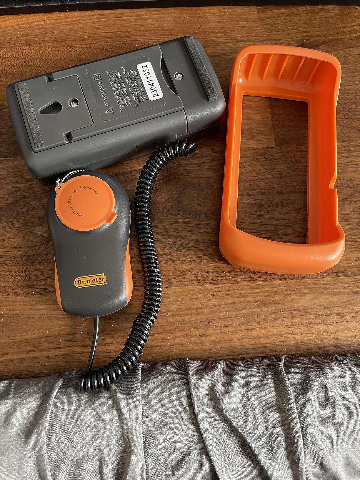 LX1330B Digital Illuminance Light Meter, 0-200,000 Measurement Range Lux Meter, Lighting Intensity Brightness Measurement for Indoor Outdoor, Light Meters for Plants customer photo 1