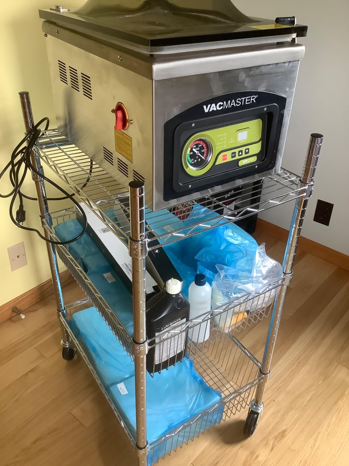 VacMaster VP215 Chamber Vacuum Sealer customer photo 1