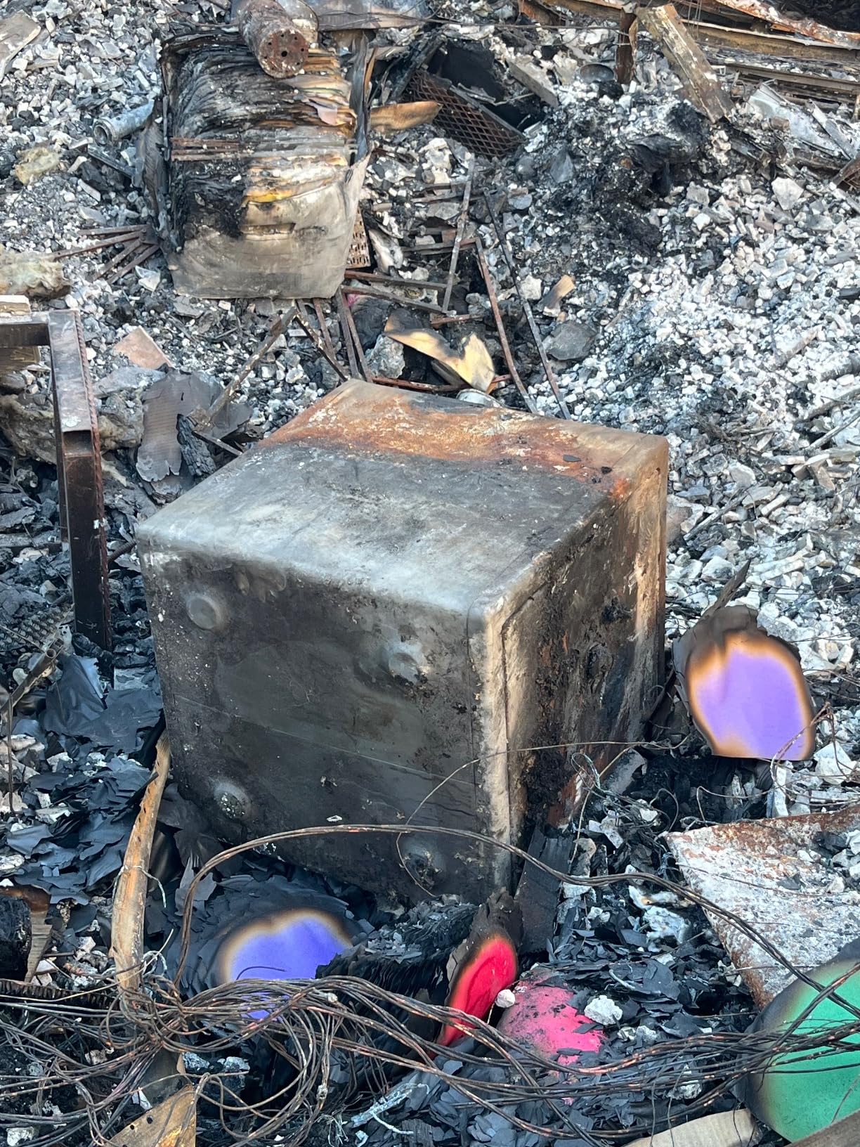 SentrySafe Waterproof and Fireproof Alloy Steel Digital Safe Box for Home with Code Button Keypad, 1.23 Cubic Feet, 17.8 x 16.3 x 19.3 Inches (exterior), SFW123GDC customer photo 2