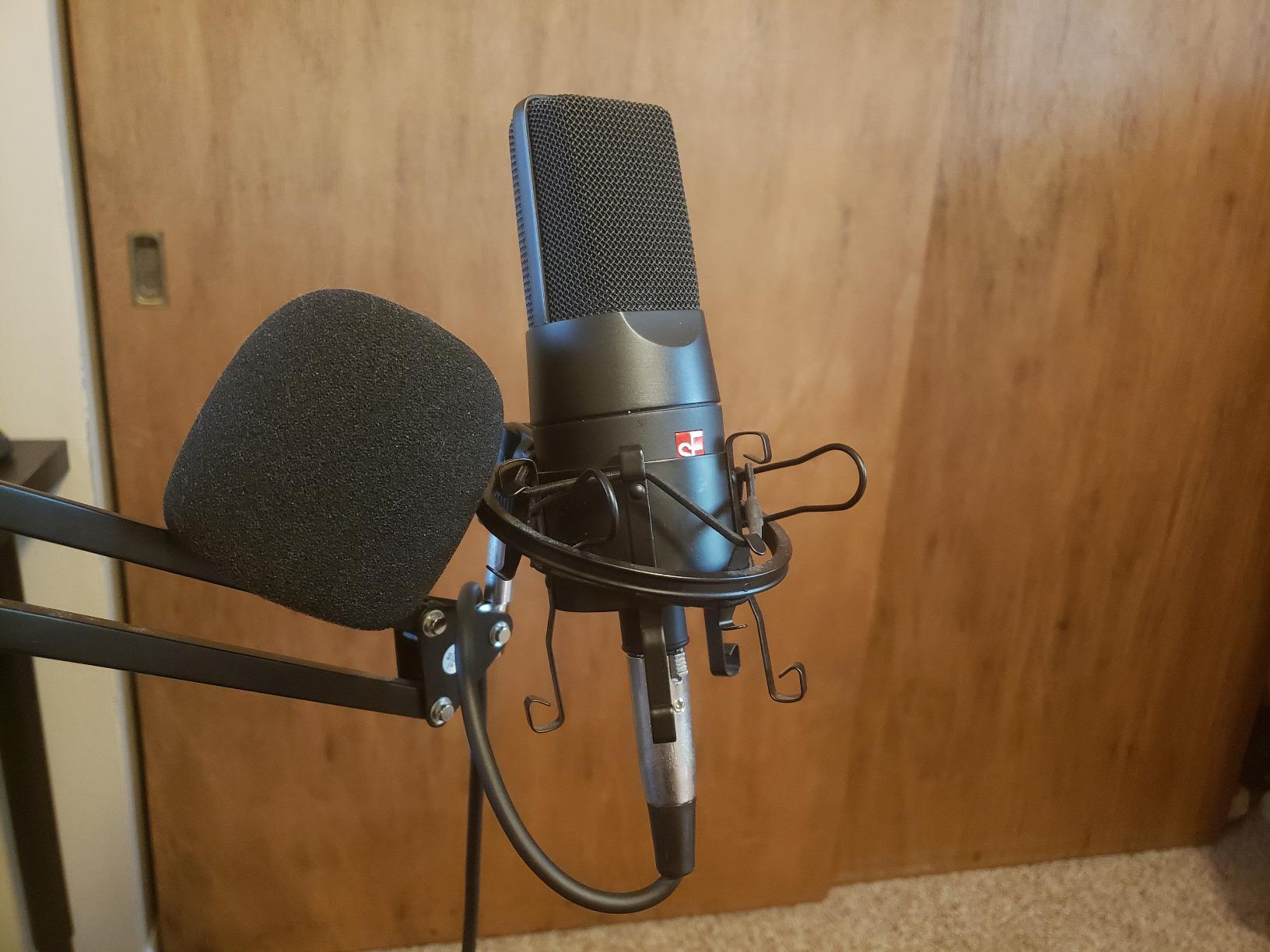 SE ELECTRONICS - X1 Series Ribbon Microphone and Clip customer photo 1