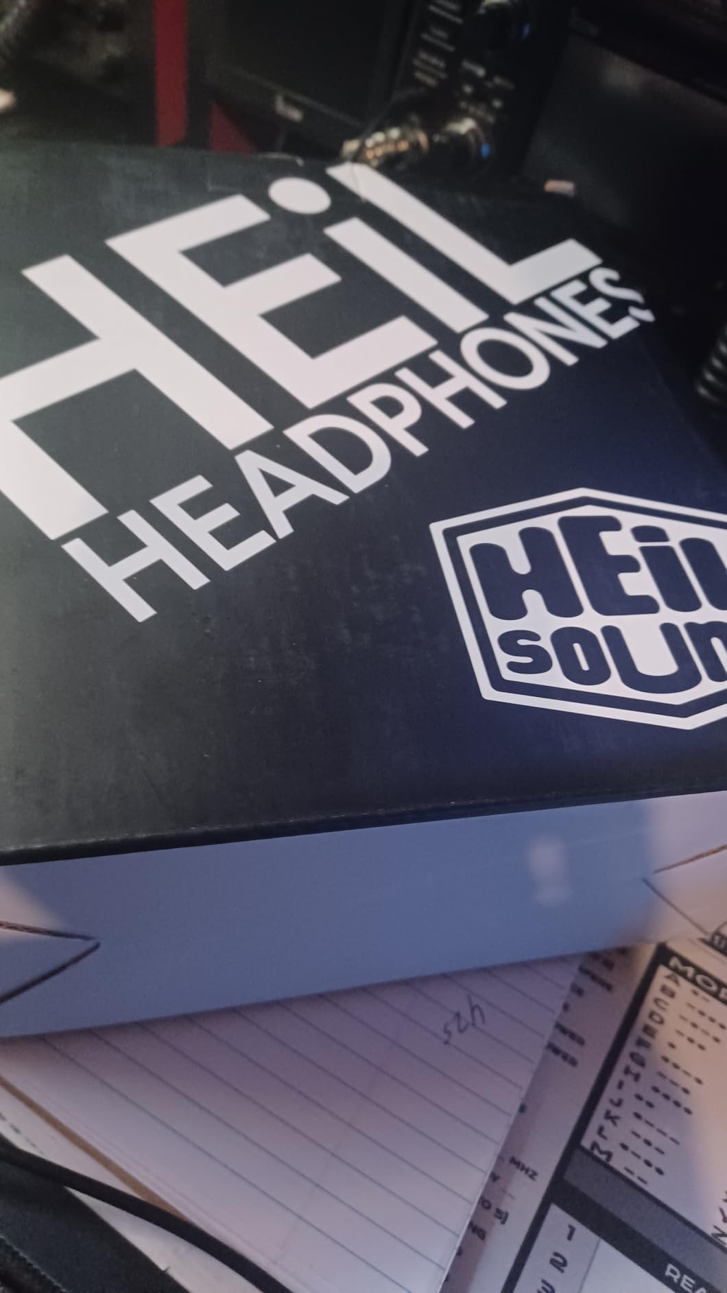 Heil Sound Pro Set 3 Studio Headphones with Closed Back. High Impedance and Deep Bass Headphones Perfect for Studio Audio, Podcast Audio, Live Sound Audio, and Broadcast customer photo 2