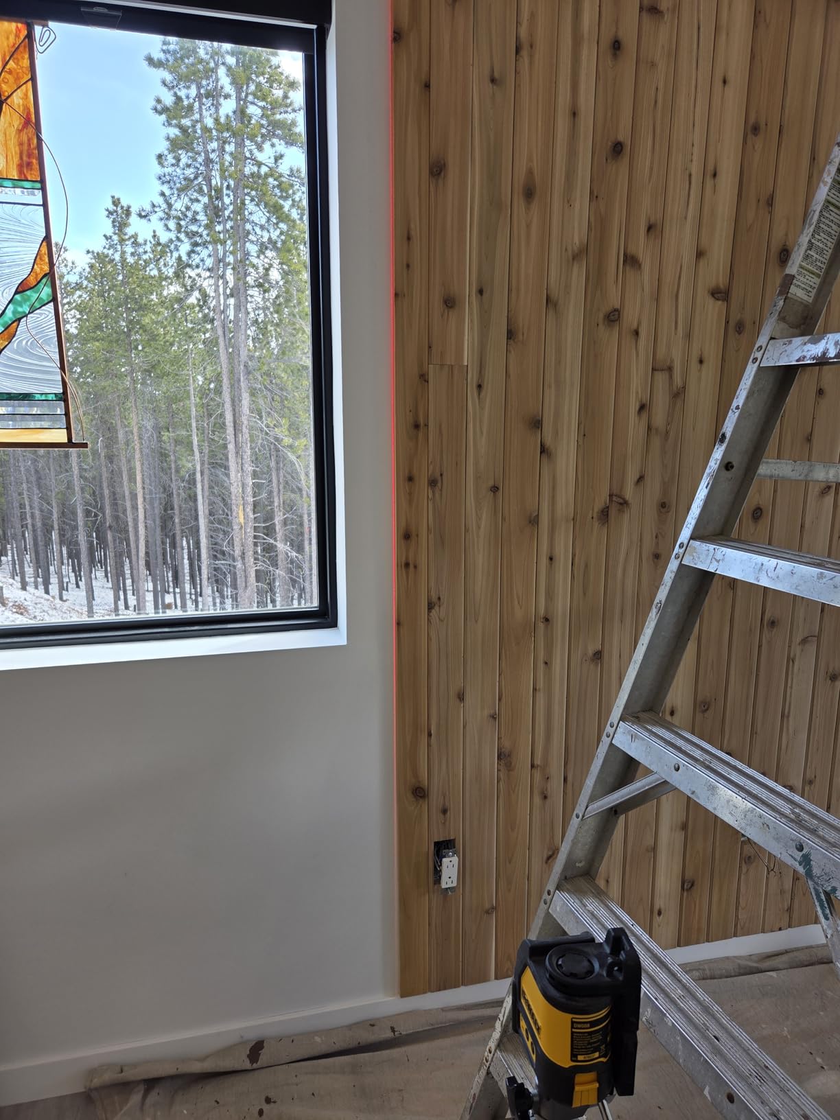 DEWALT Line Laser, Self-Leveling, Cross Line, Red Beam (DW088K) customer photo 1