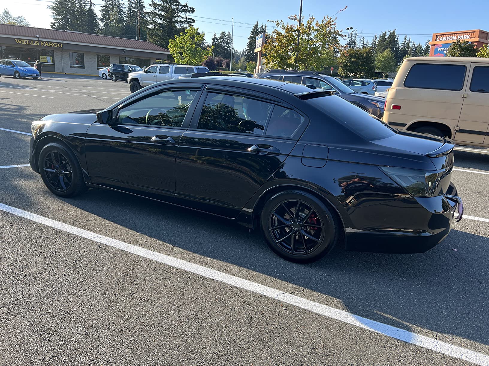 Chemical Guys Clay Bar Kit, Heavy Duty Clay Bar and Luber Synthetic Lubricant, 2-Piece Car Detailing Kit for Paint, Glass, and Clear Coat Surfaces customer photo 2