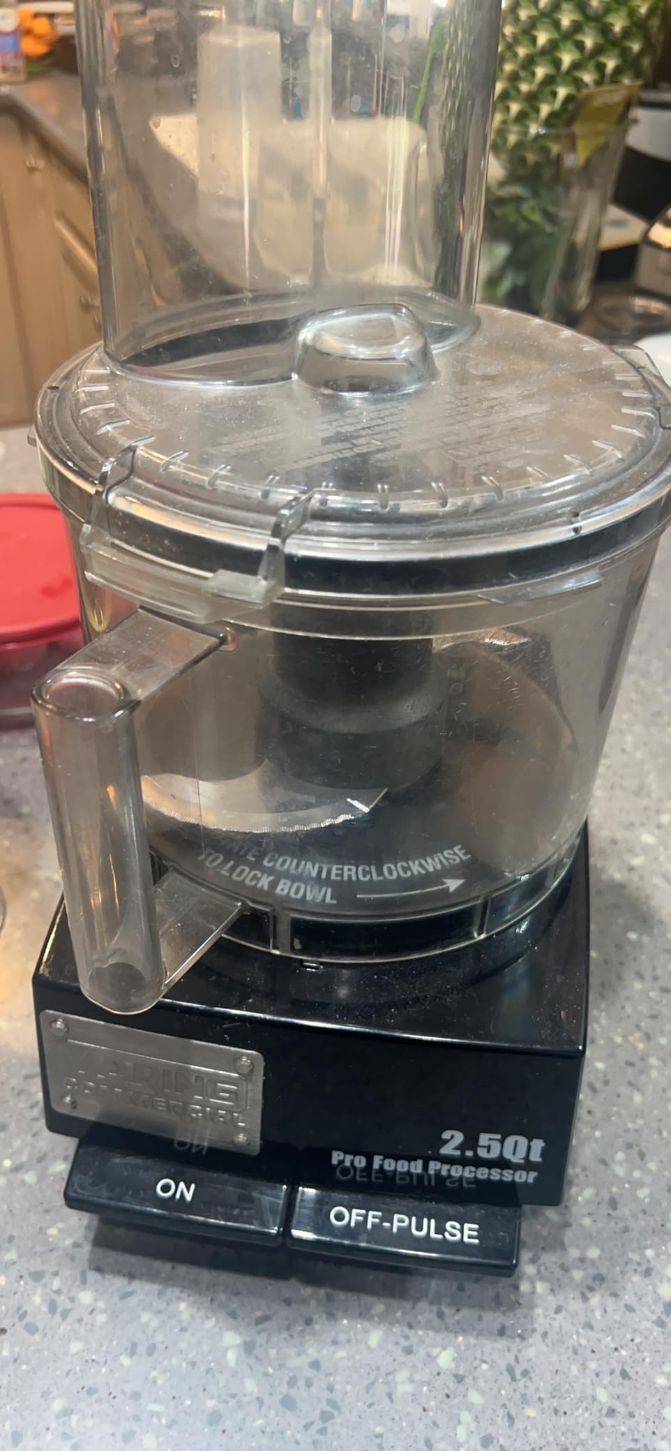 Waring Commercial WFP11SW 2.5 Quart Food Processor, 3/4 HP Motor, Low Profile Design, Patented LiquiLock Seal Bowl System, Includes Whipping Disc and a Standard S blade for Chopping, Pureeing, and Emulsyflying, 120V, 5-15 Phase Plug customer photo 1