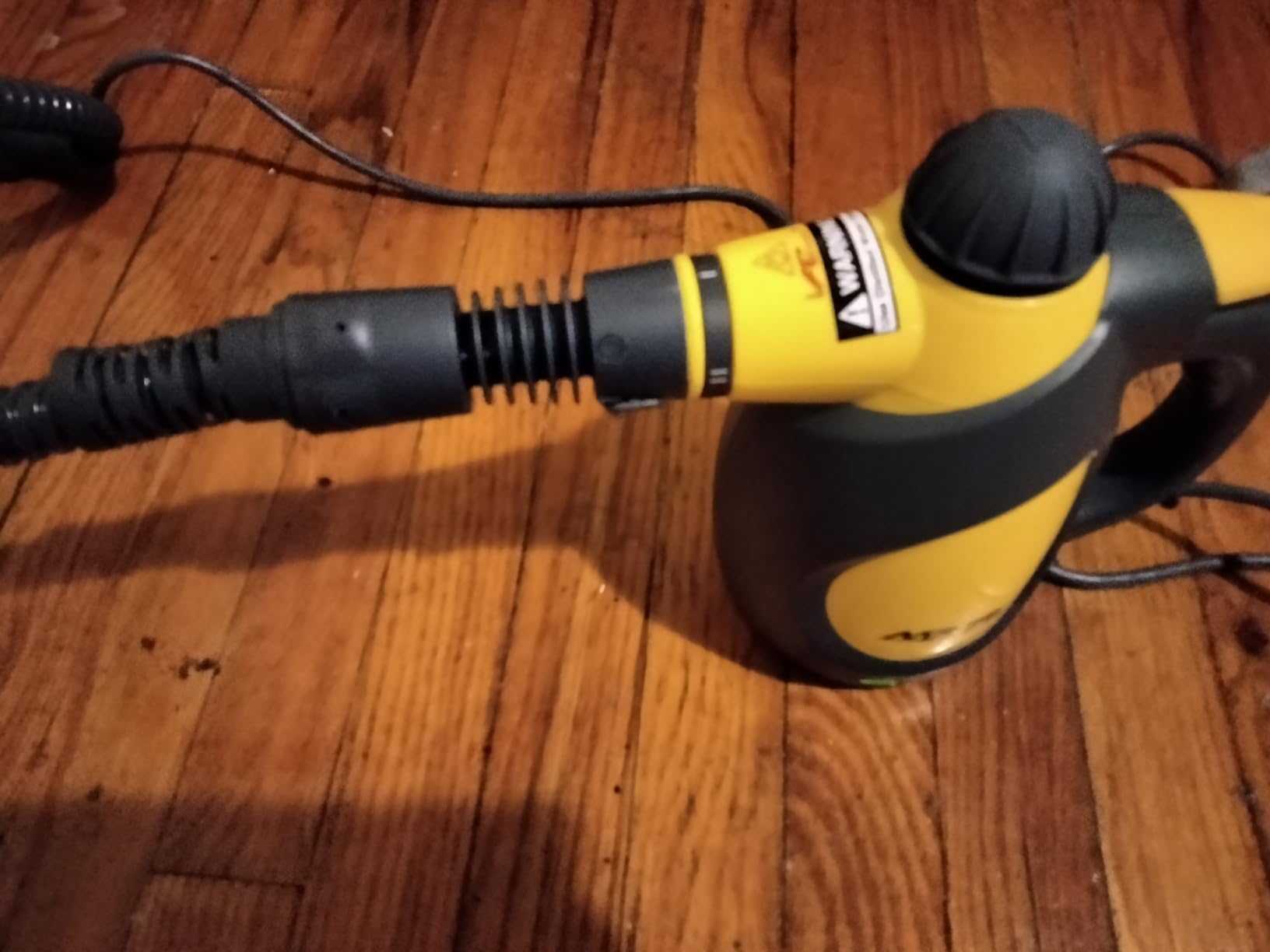 Vapamore MR-75 Amico Handheld Steam Cleaner, Professional-Grade, Italian-Designed Chemical-Free Portable Steam Cleaner for Pet Accidents, Floors, Tile, Grout, Auto, Jewelry & More customer photo 2