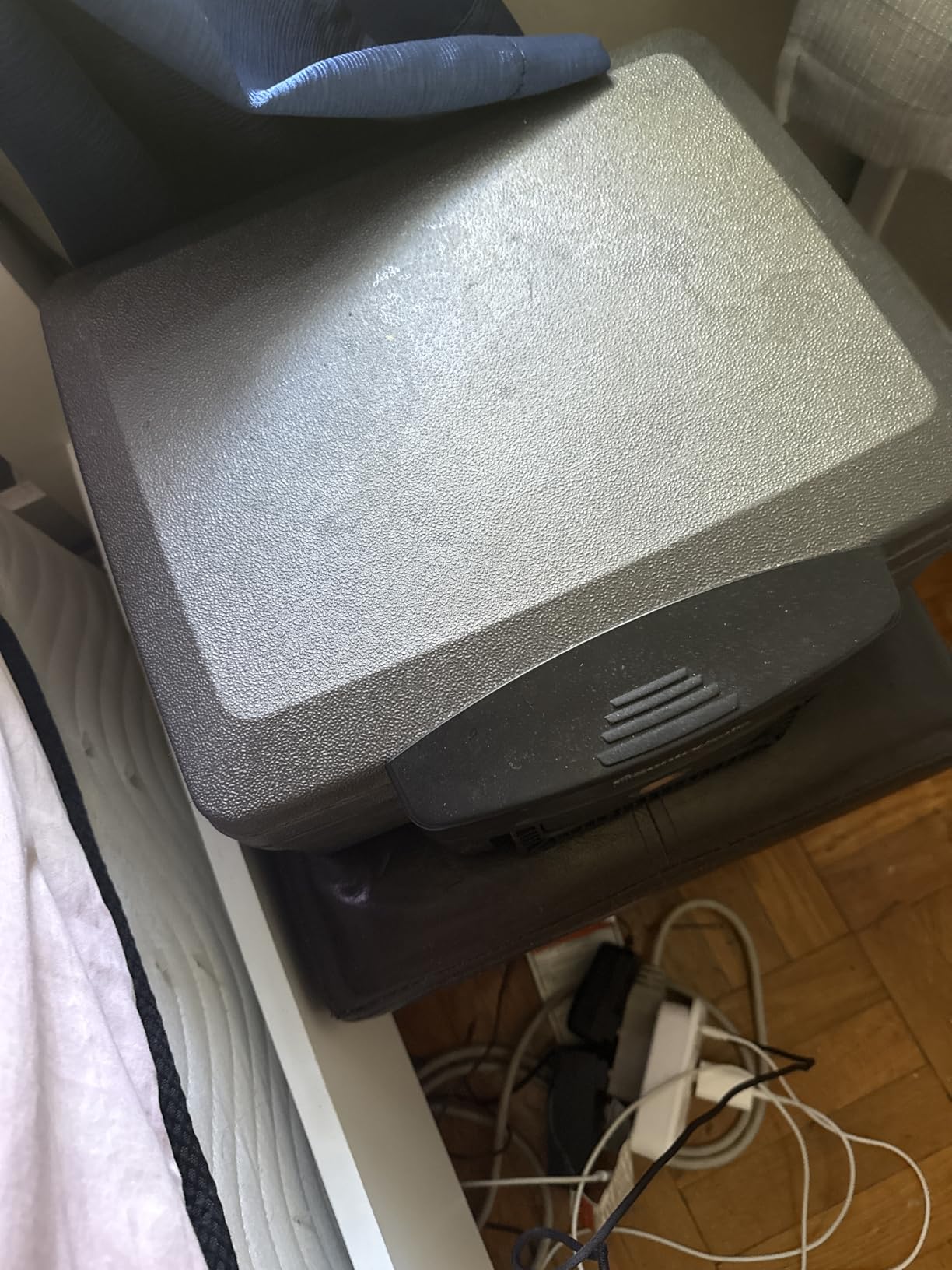 SentrySafe Fireproof and Waterproof Safe, Black Portable Lock Box with Key Lock and Carrying Handle for Money, Passport, Exterior: 14.3 in W x 13 in D x 6.1 in H, H0100 customer photo 1