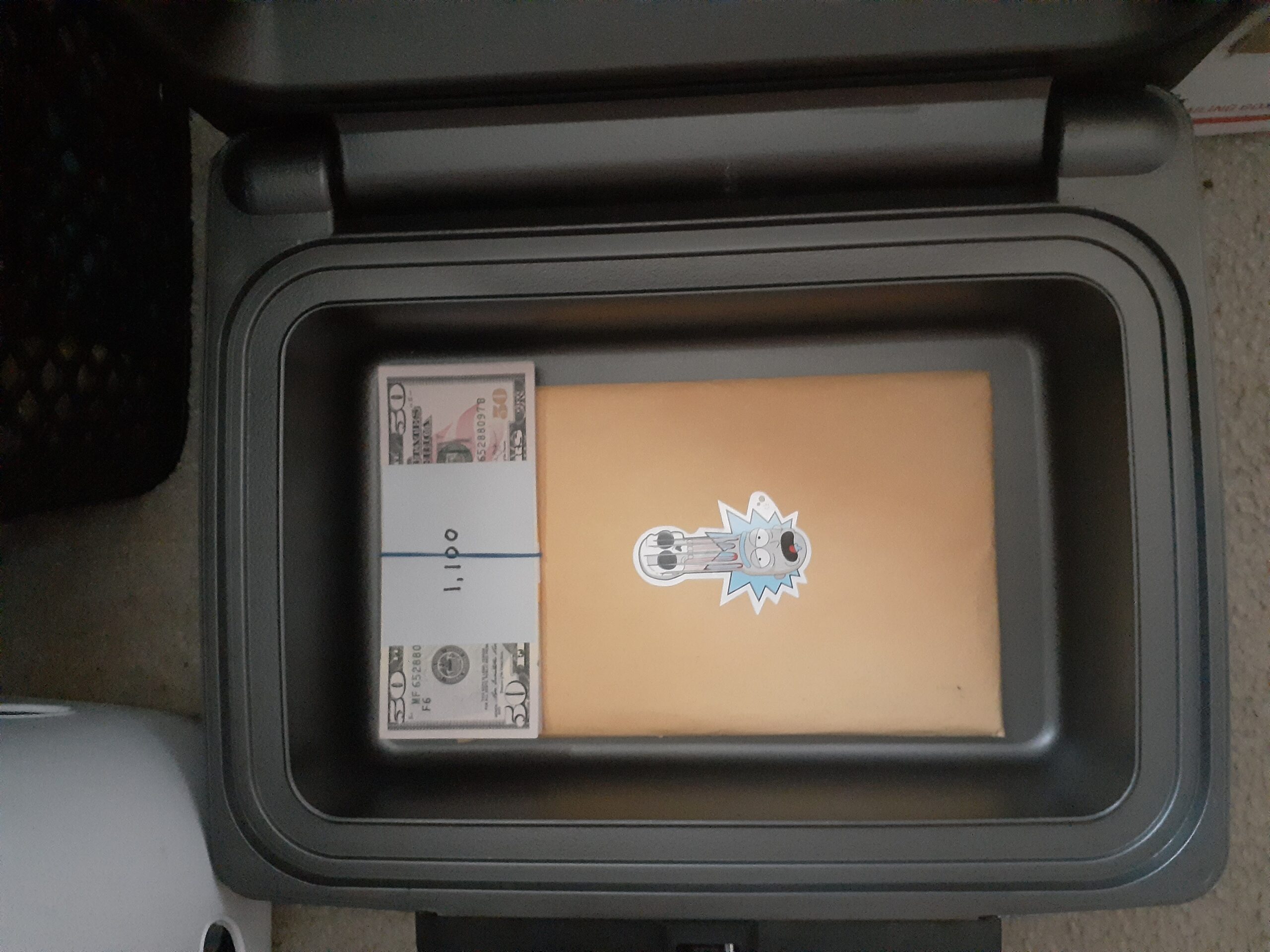 SentrySafe Fireproof and Waterproof Safe, Black Portable Lock Box with Key Lock and Carrying Handle for Money, Passport, Exterior: 14.3 in W x 13 in D x 6.1 in H, H0100 customer photo 2