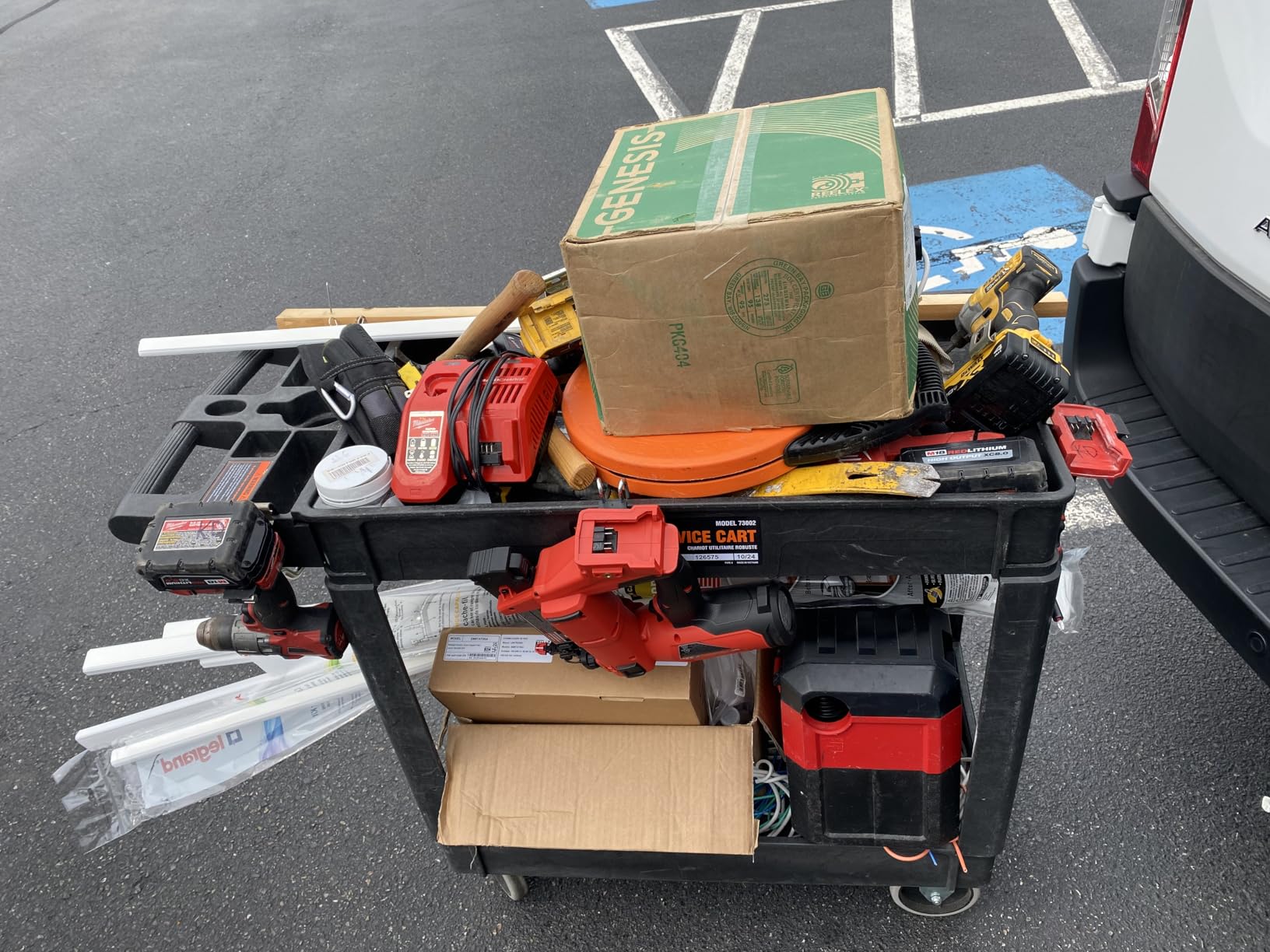 WEN Service Utility Cart, 500-Pound Capacity, 40 x 17-Inch customer photo 2