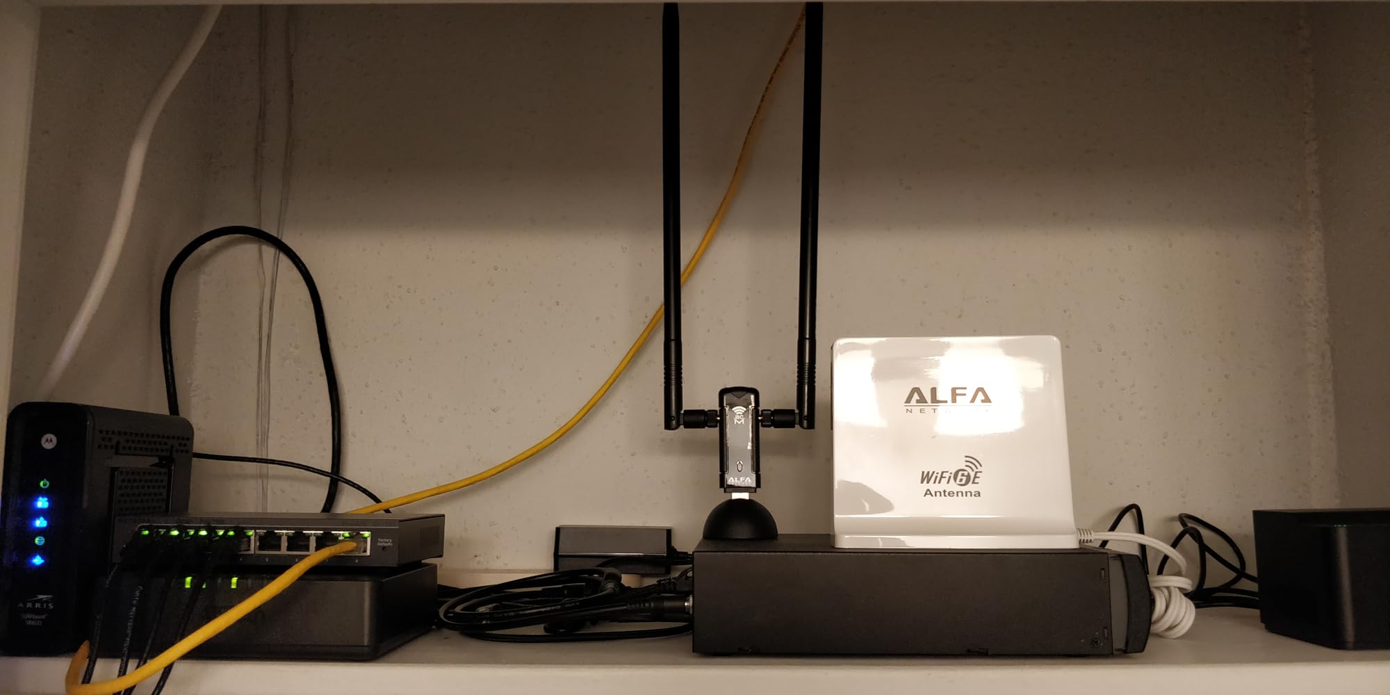 NETGEAR 5-Port Gigabit Ethernet Easy Smart Managed Switch (GS105Ev2) - Managed, Desktop or Wall Mount, and Limited Lifetime Protection customer photo 1