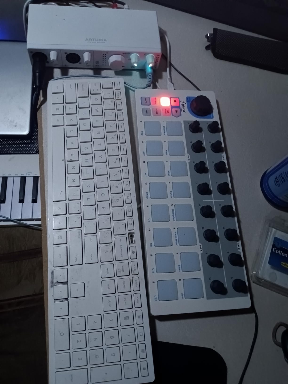 Arturia - BeatStep - Compact MIDI Controller & Sequencer with Creative Software for Recording - 16 Pads, 16 Encoders customer photo 2