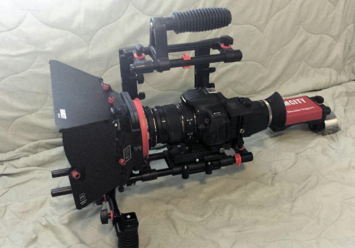 Camera Shoulder Support Rig Kit with Cage & Matte Box for DSLRs Video Camcorder. Adjustable Brackets & Handles. Fits Multiple Lenes Diameter up to 95m. 4x4 Filter Holders. (FC-02) customer photo 1