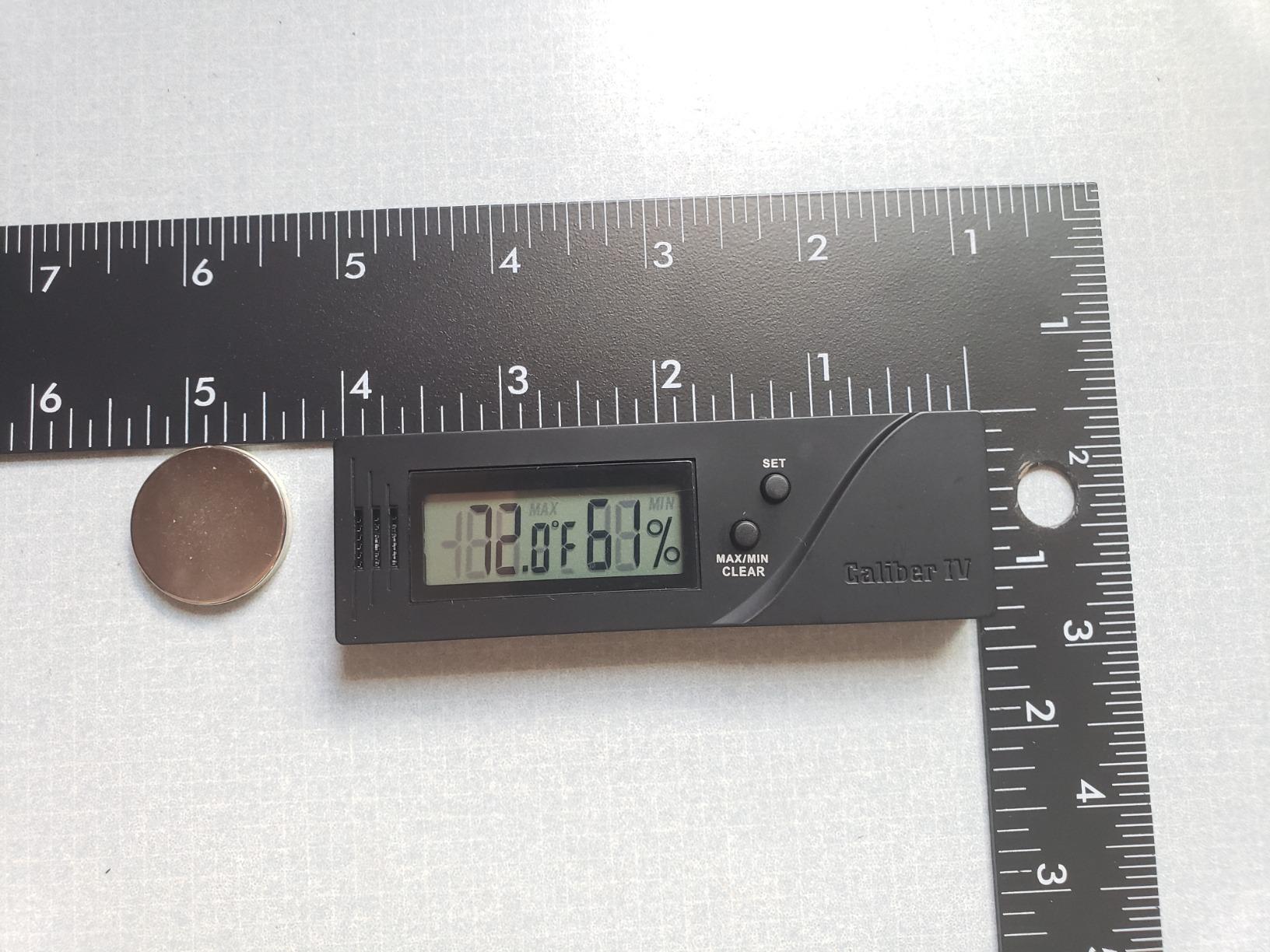 Oasis Caliber V Digital Hygrometer and Thermometer - Slim Hygrometer & Thermometer customer photo 1