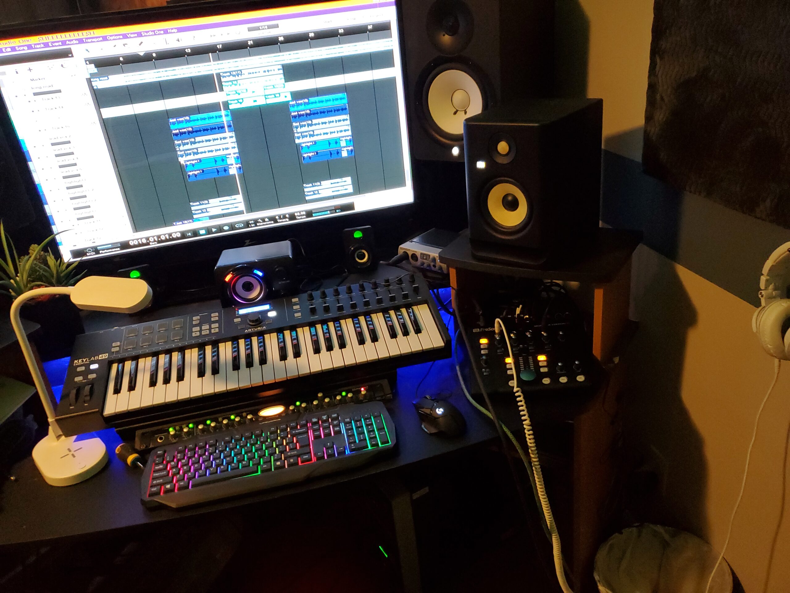 PreSonus Monitor Station V2 Desktop Studio Control Center (MONITO STAT V2) customer photo 1