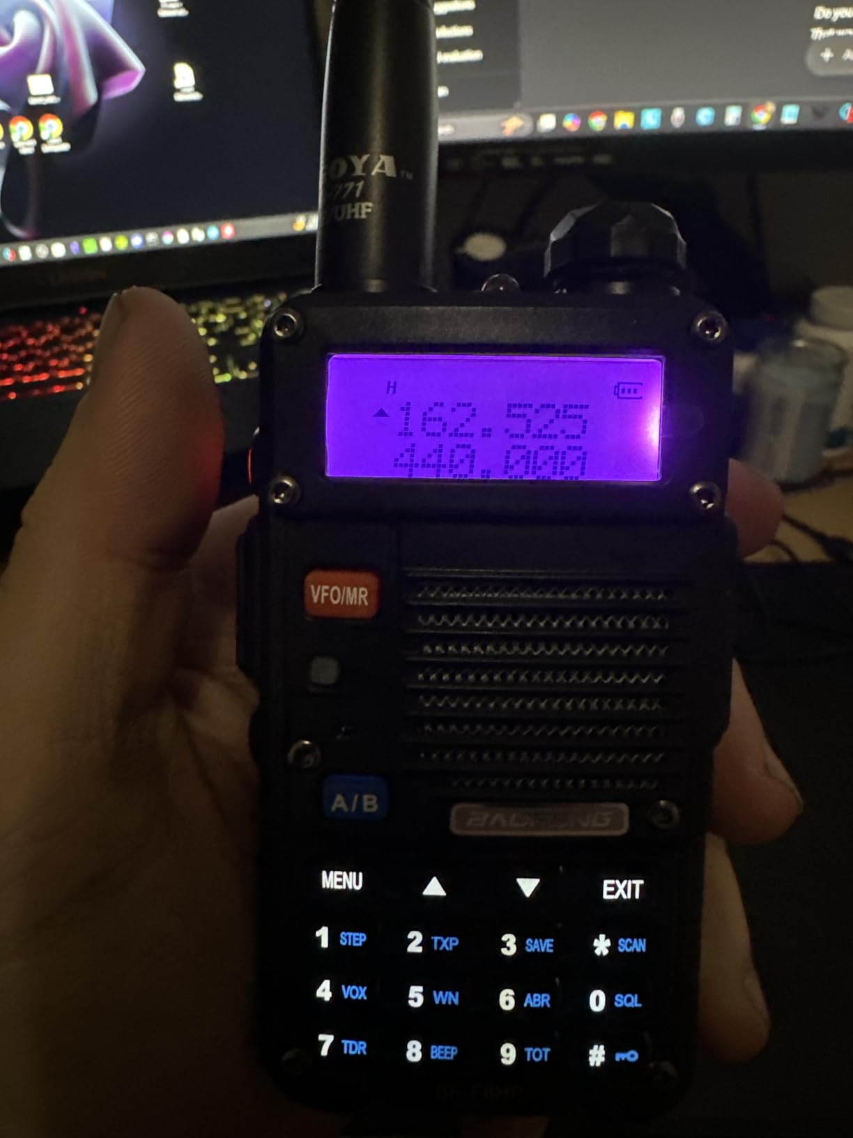 BAOFENG BF-F8HP (UV-5R 3rd Gen) 8-Watt Dual Band Two-Way Radio (136-174MHz VHF & 400-520MHz UHF) Includes Full Kit with Large Battery customer photo 1