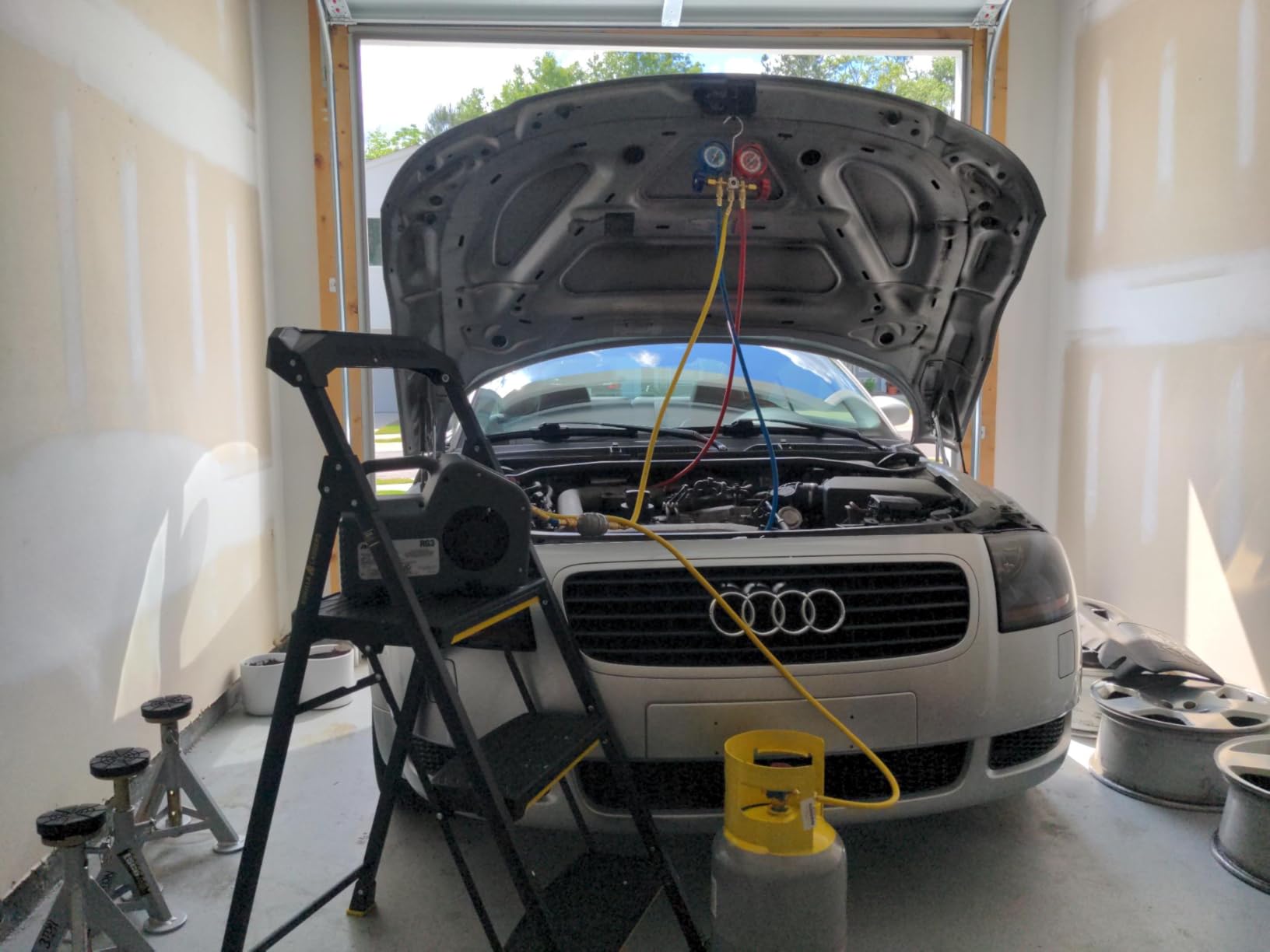 Robinair (RG3 Portable Refrigerant Recovery Machine - 115V, 60Hz, for Both Liquid and Vapor Refrigerant, White customer photo 1