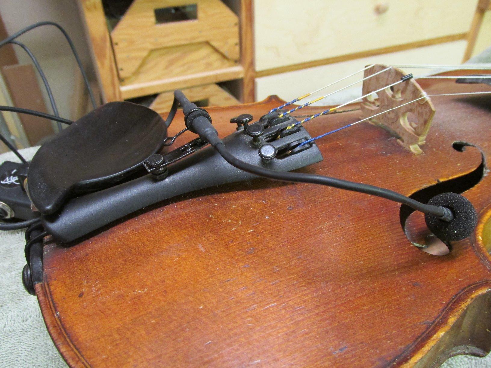 The Feather Violin Pickup with Flexible Micro-Gooseneck by Myers Pickups customer photo 1