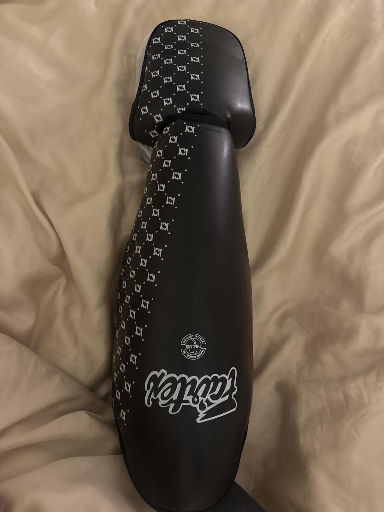 Fairtex SP5 Muay Thai Shin Guards for Men, Women, Kids | Shinguards are Premium, Lightweight & Durable | Extended Protection to Avoid shin splints During Training or Sparring customer photo 1