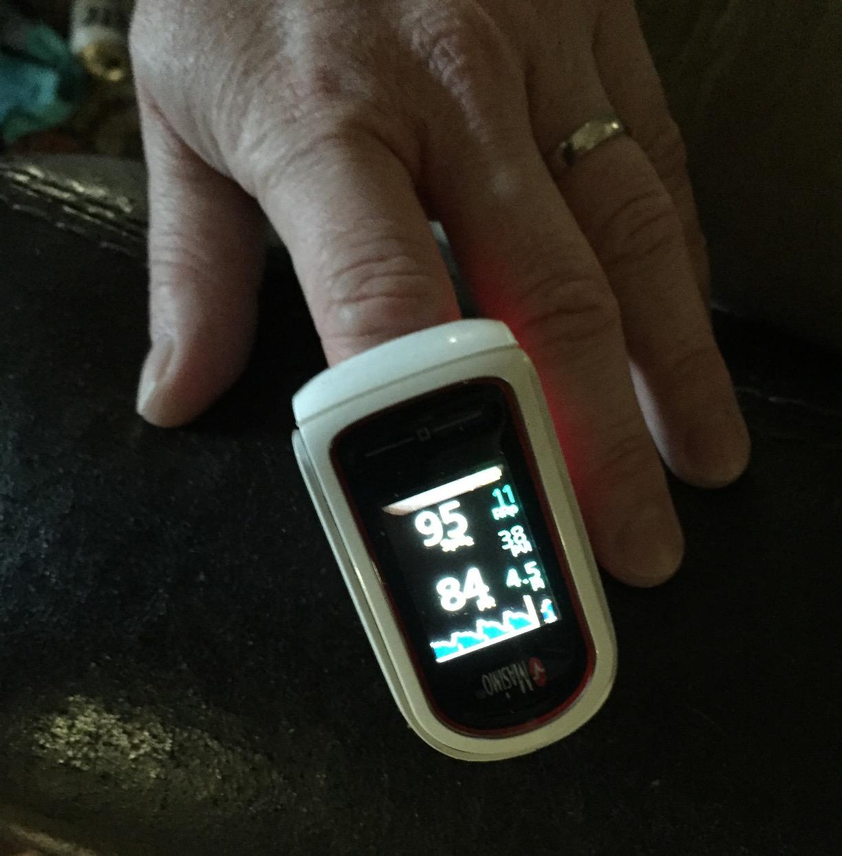 Masimo MightySat Fingertip Pulse Oximeter with Bluetooth, Monitor Blood Oxygen Saturation and Breath per Minute, OLED Screen, Touchpad, Long Battery Life customer photo 2