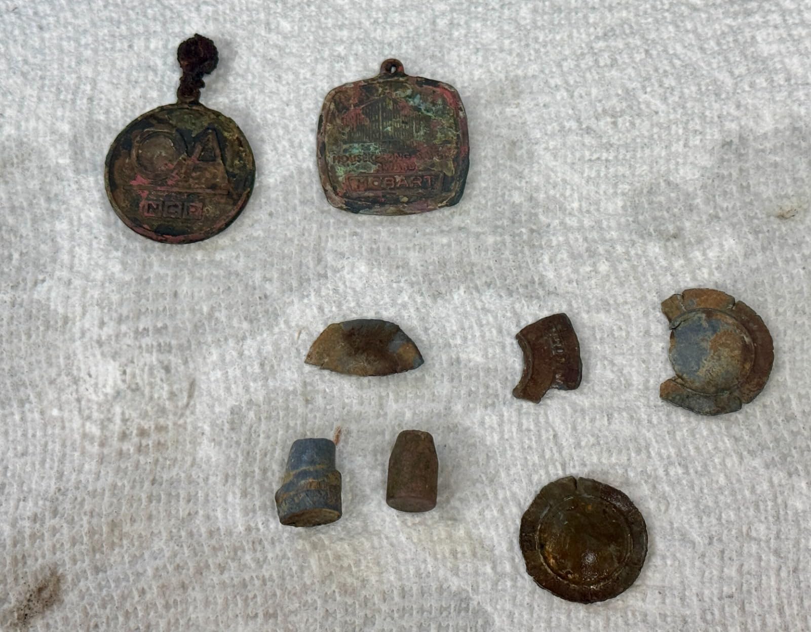 Garrett Pro-Pointer AT Waterproof Metal Detector - Made in The USA - 20ft Submersible, Orange Visibility, High Sensitivity for Nuggets & Small Targets, 3 Levels, Quick Button Adjustment customer photo 2