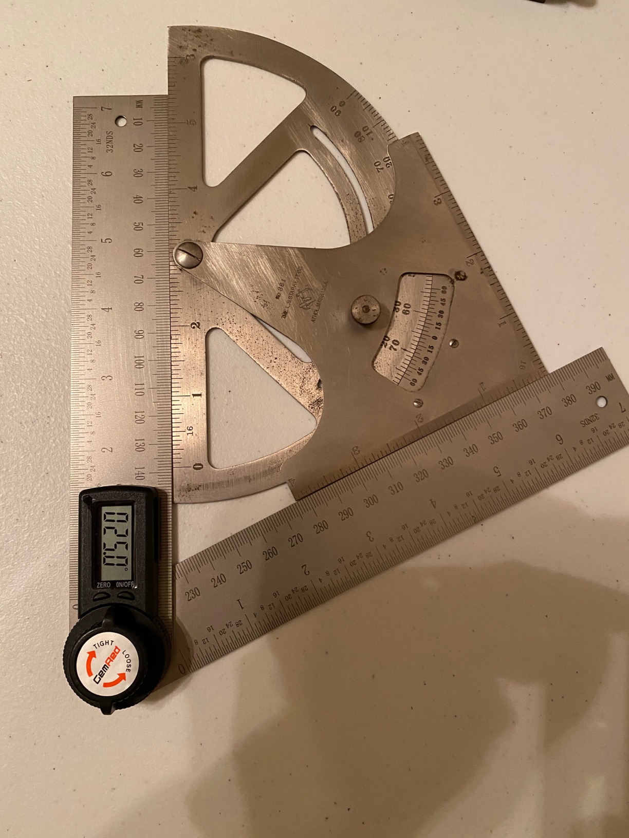 GemRed 82305 Digital Angle Finder GemRed Protractor Stainless steel 7inch 200mm (Black Button) customer photo 1